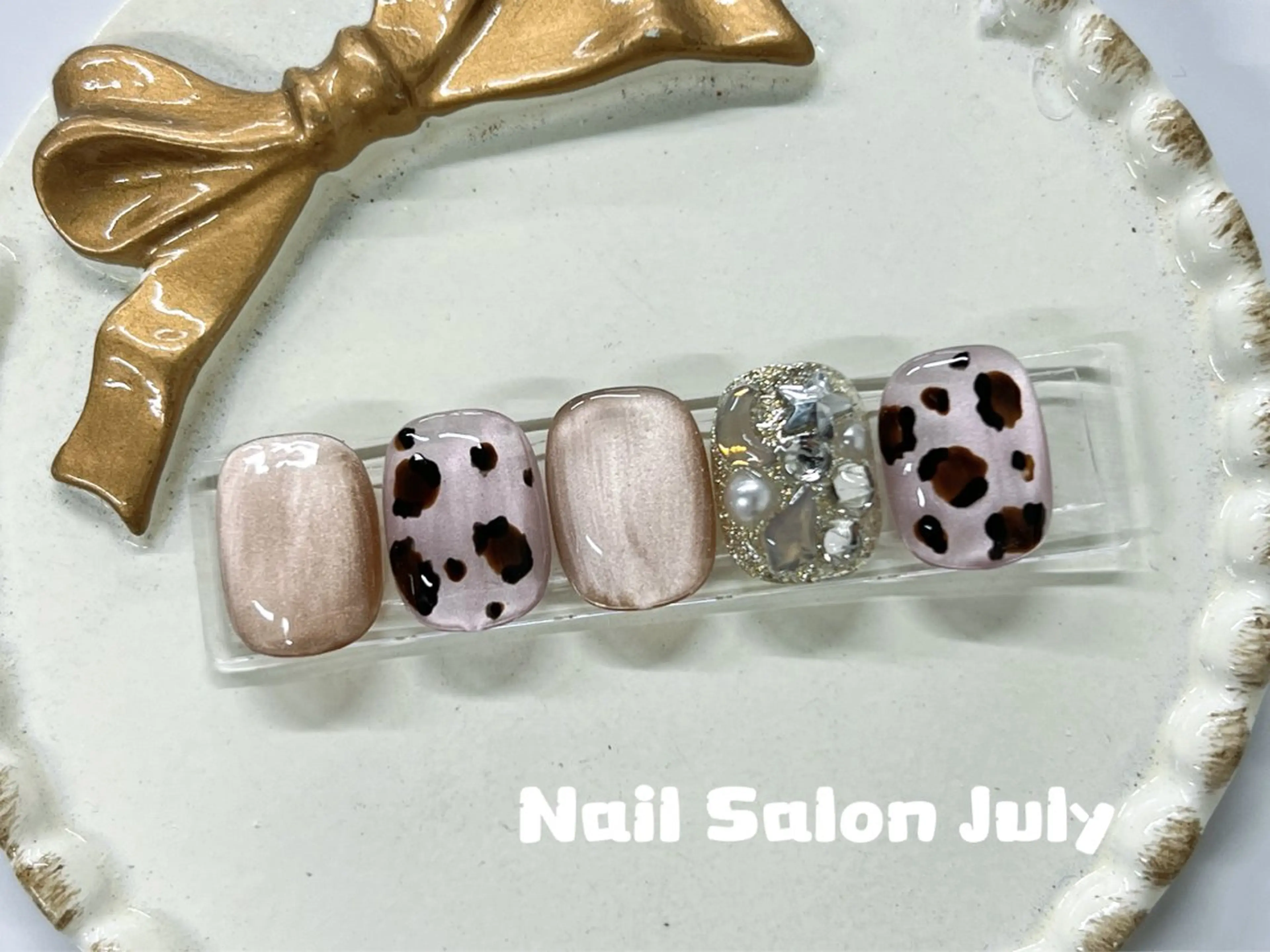 ネイル アートネイル オーロラネイル ジェルネイル ガーリー キラキラネイル ハンドネイル July モモのネイルデザイン