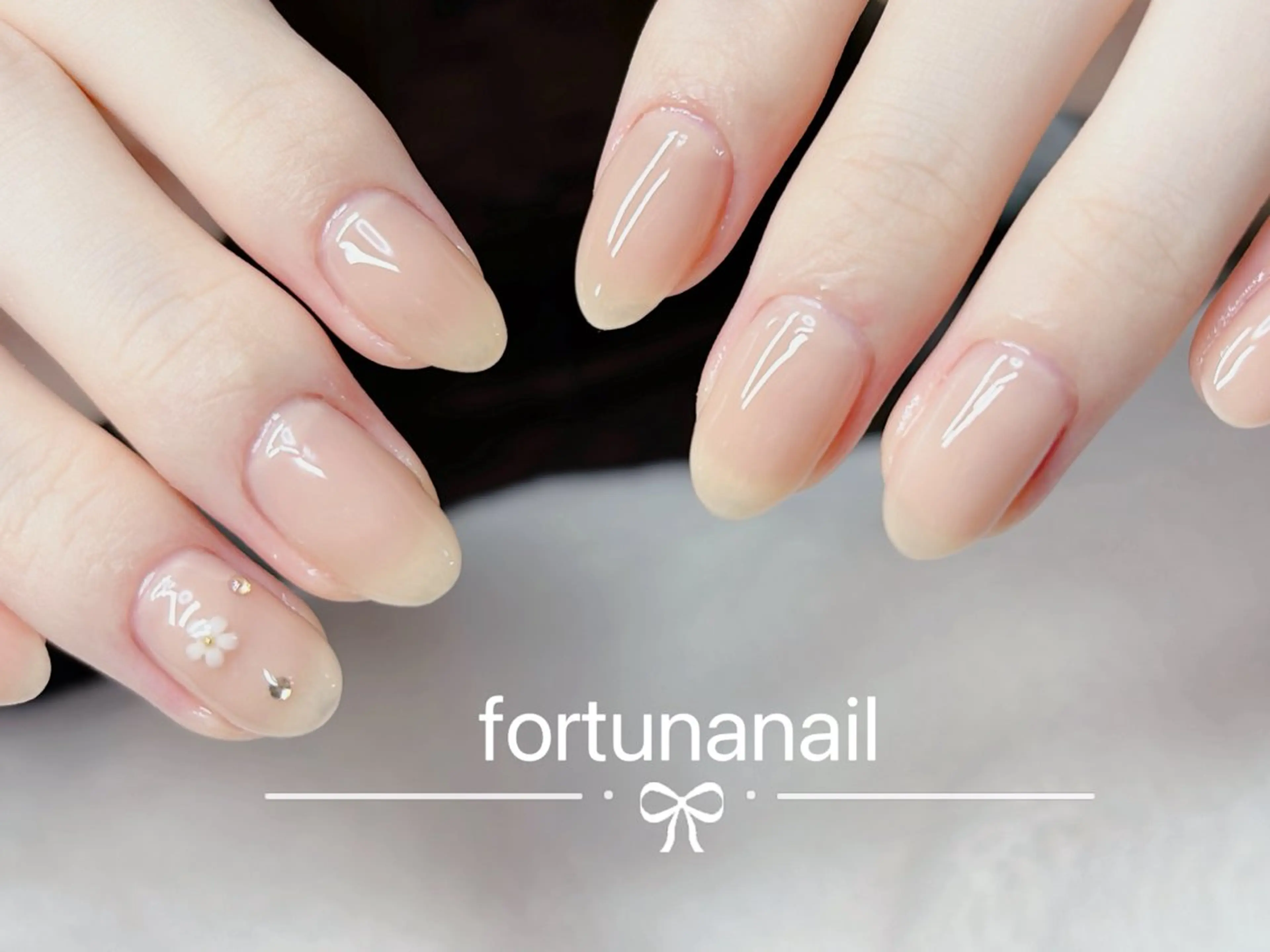 ネイル ハンドネイル ハンドケア Nail •Head スパFortunaのネイルデザイン