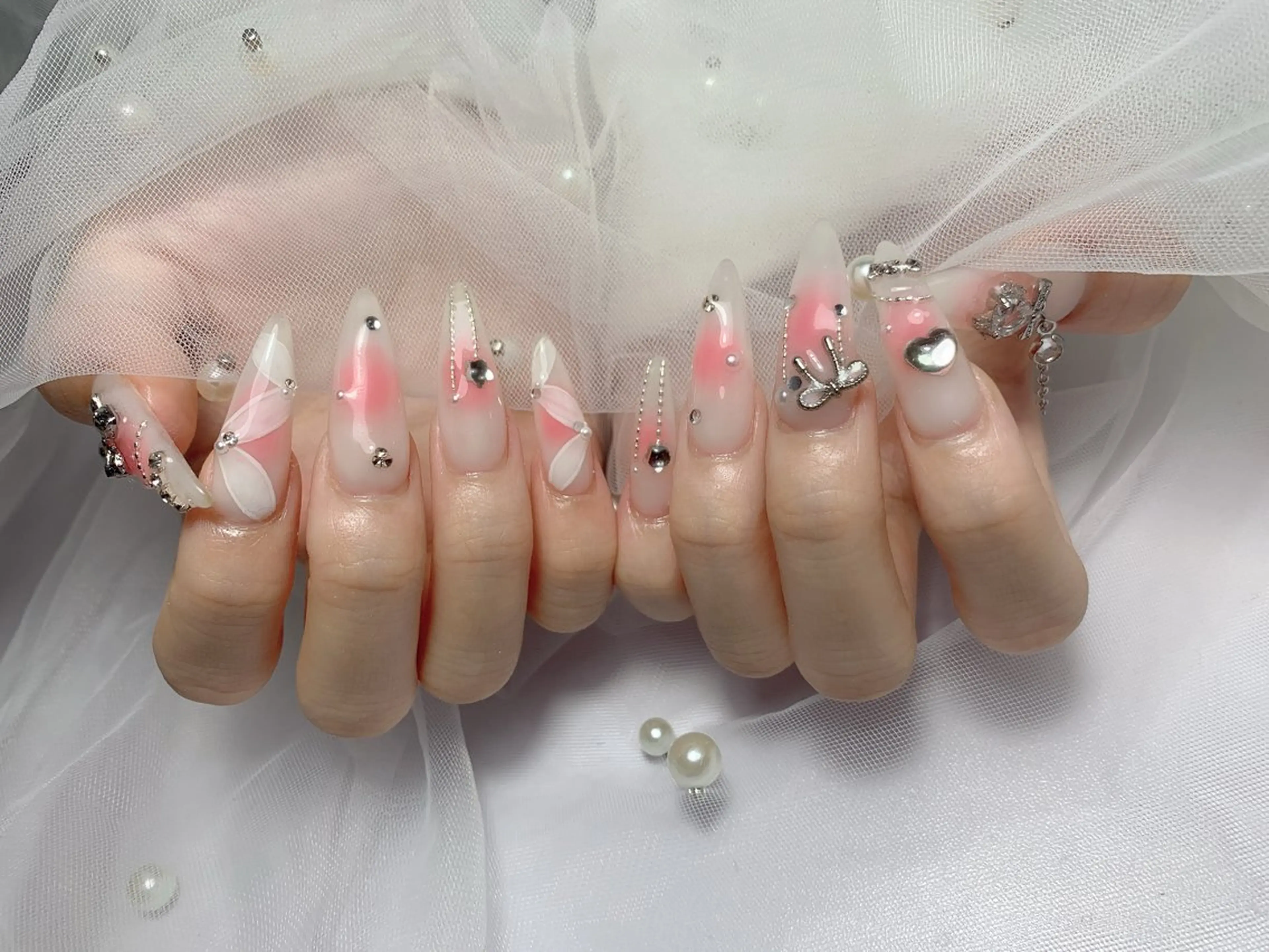 ネイル エンジェル ヒーリング 矢場町店のネイルデザイン