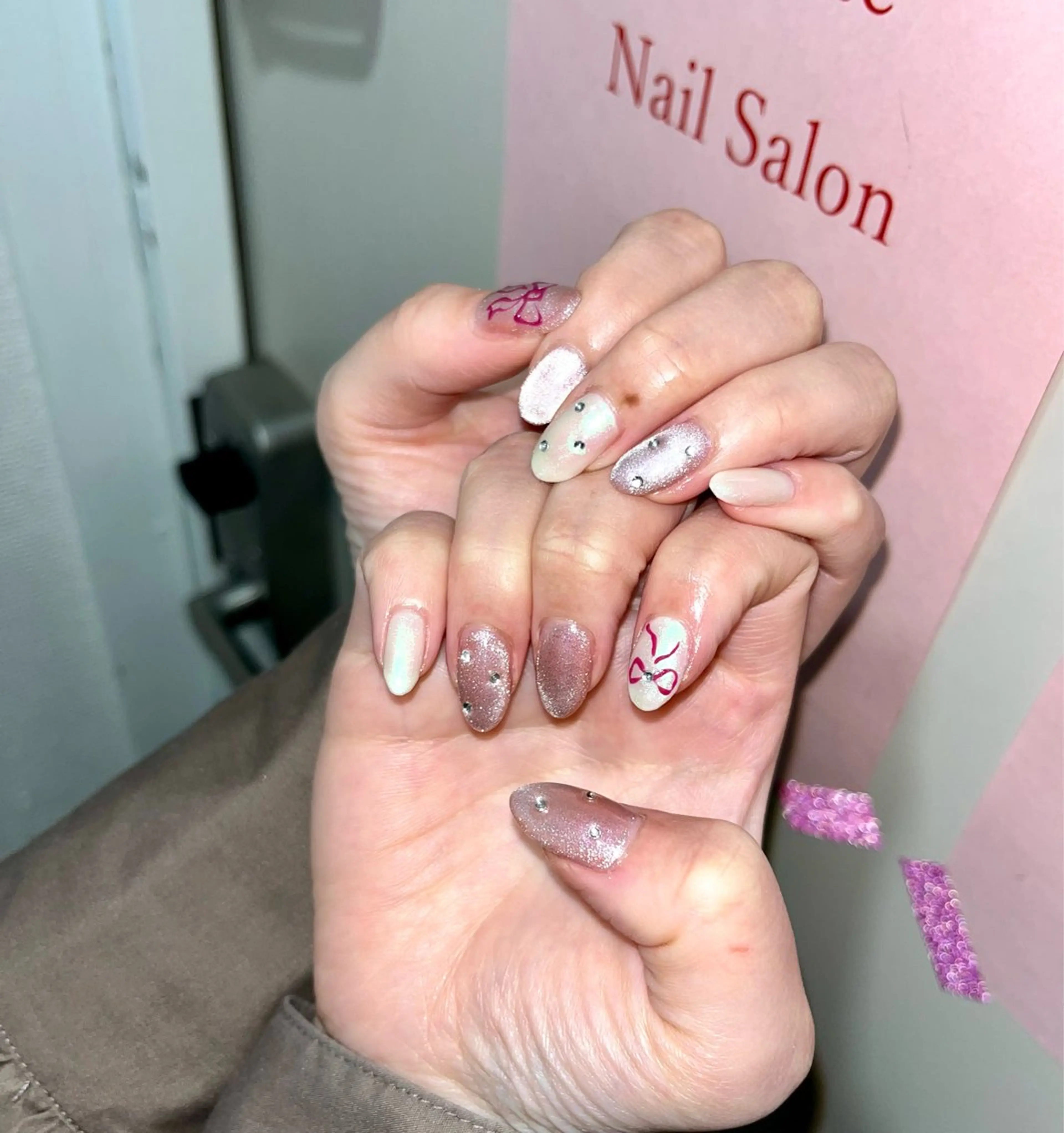 ネイル オーロラネイル マグネットネイル NailByua 武蔵新城徒歩4分のネイルデザイン