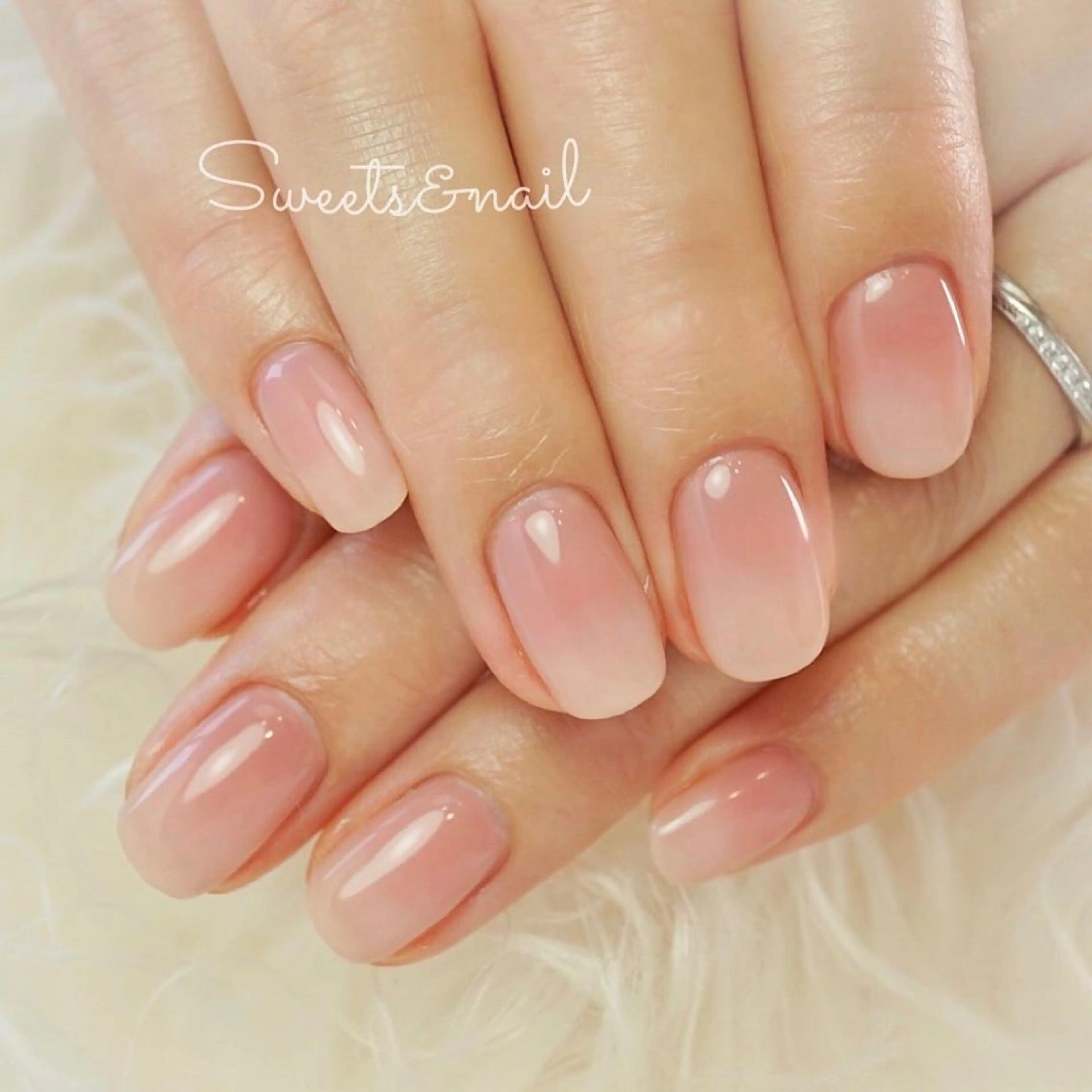ネイル ジェルネイル グラデーション オフィスネイル ピンク シンプルネイル Sweets＆ nail みなこのネイルデザイン