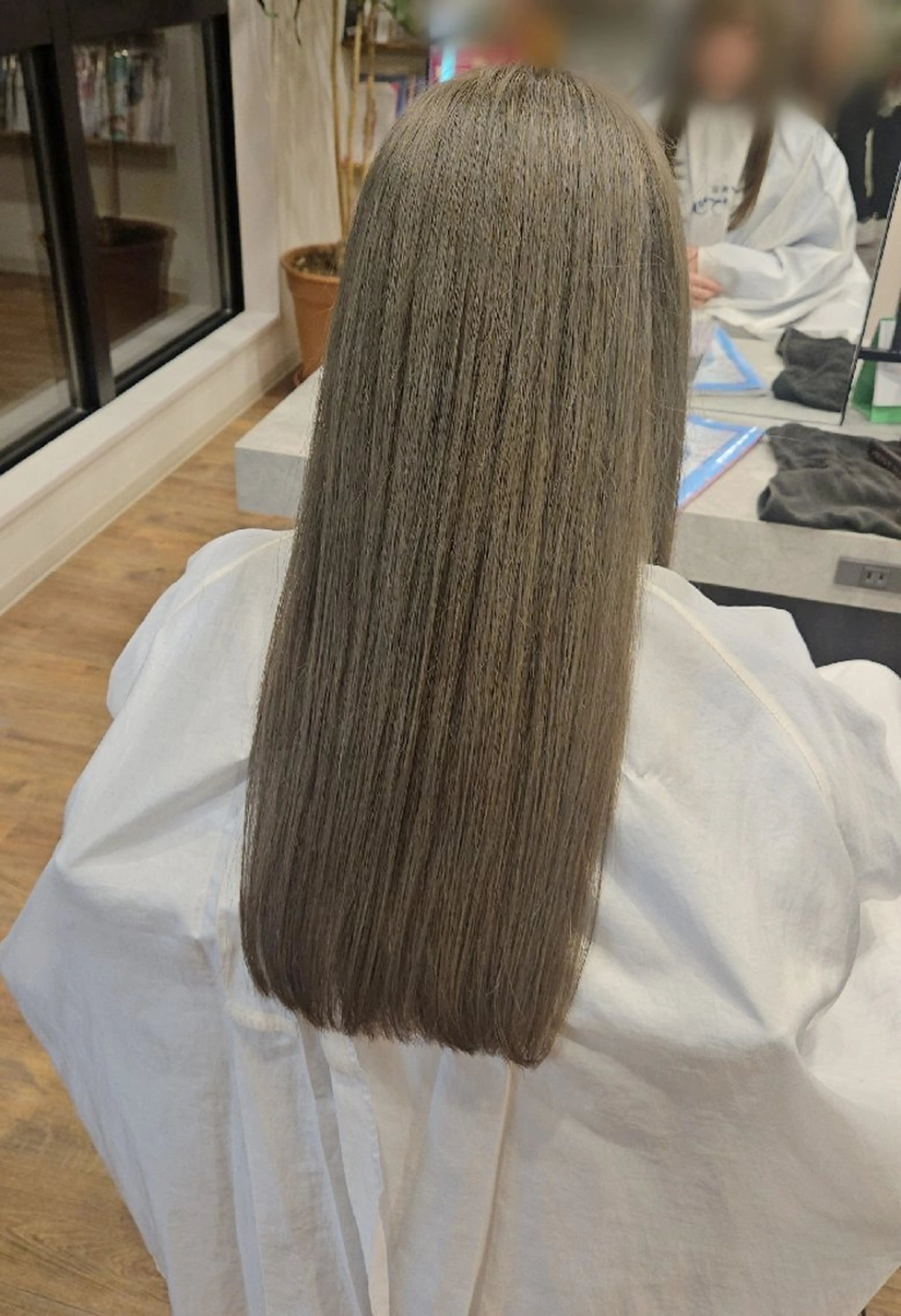 ロング カラー カット ヘアカラー トリートメント 関口 友菜のヘアスタイル