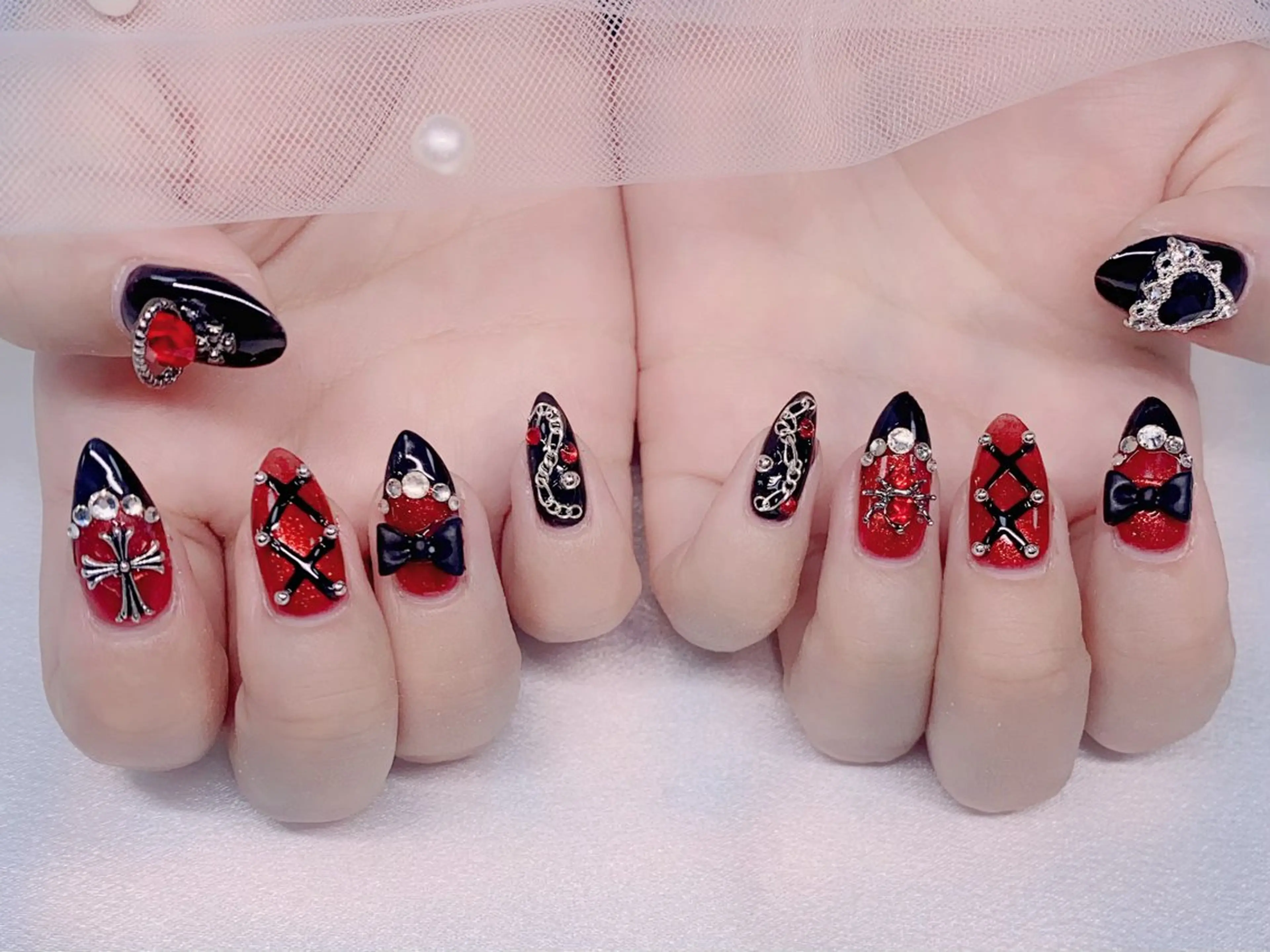 ネイル オーロラネイル 長さ出し フラッシュネイル フレンチネイル ジェルネイル ハンドネイル ETERNA Nail 銀座店【パラジェル/フィルイン/チップ長さだし/マグネット/ニュアンス】所属・ア カリのネイルデザイン