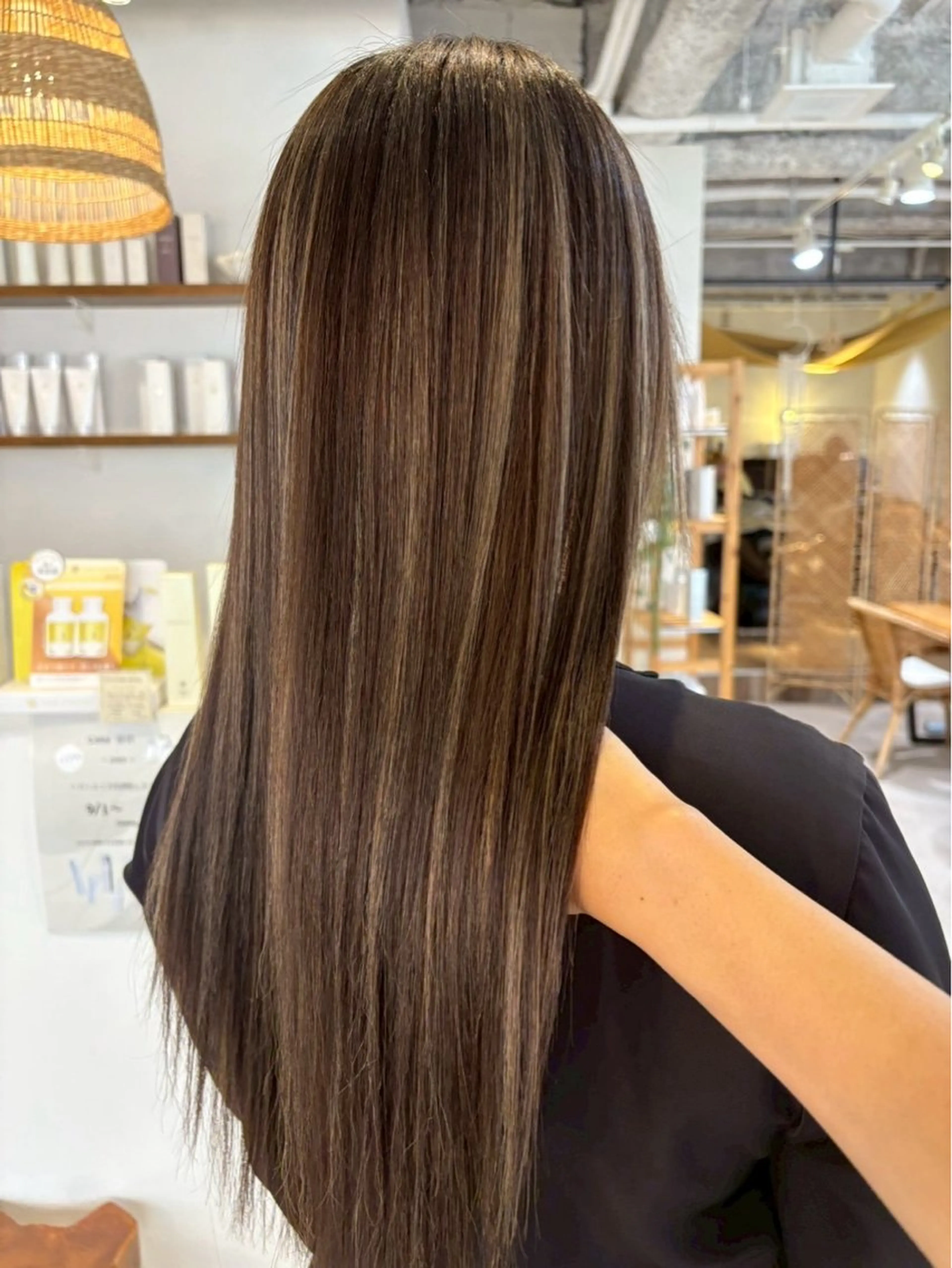 ロング カラー ハイライトカラー ハイライト ココルアナ所属・ゆう/大阪豊中/海外 カラー/艶カラーのヘアスタイル