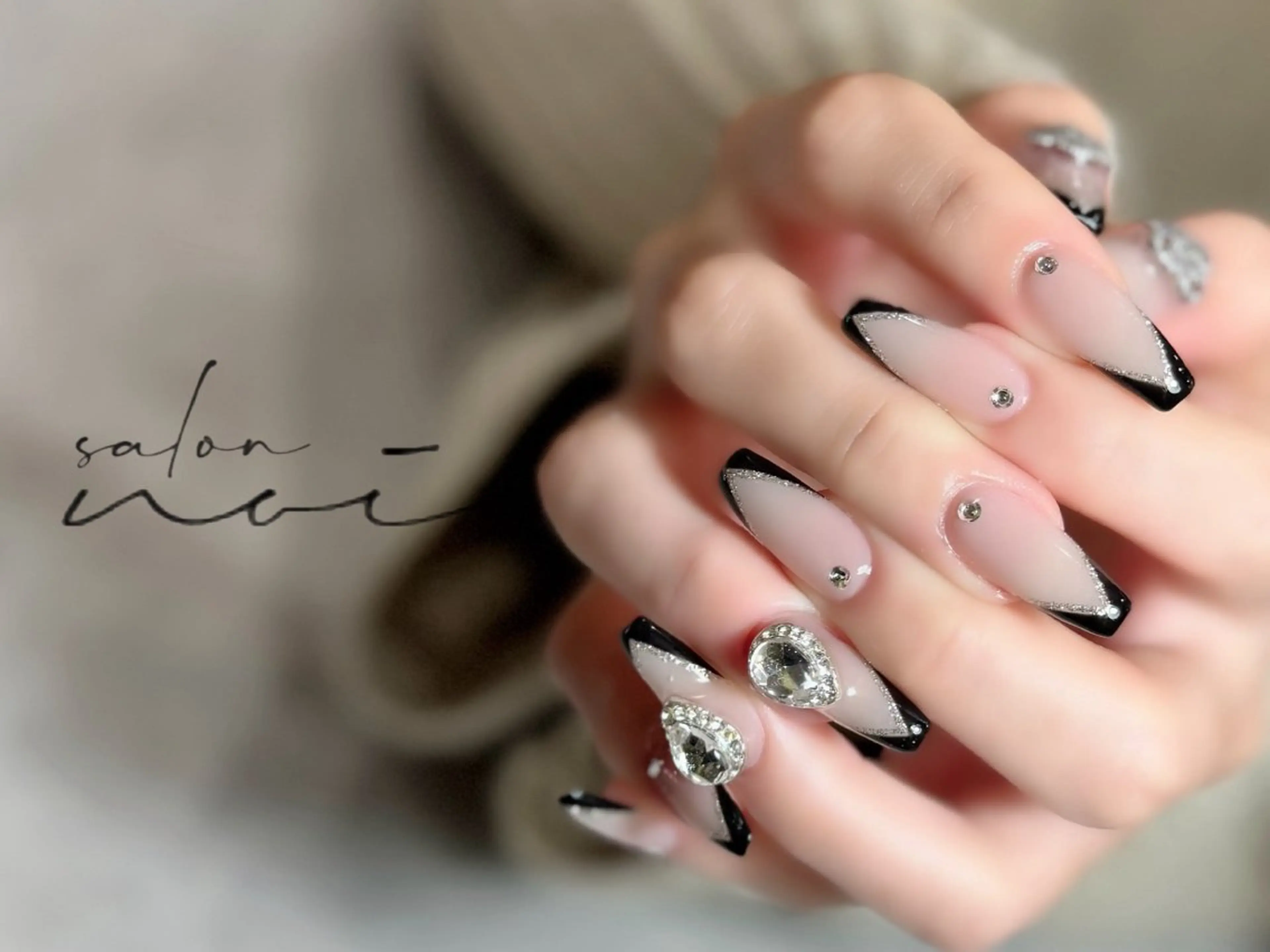 ネイル フレンチネイル ハンドネイル salon noi所属・salon noiのネイルデザイン