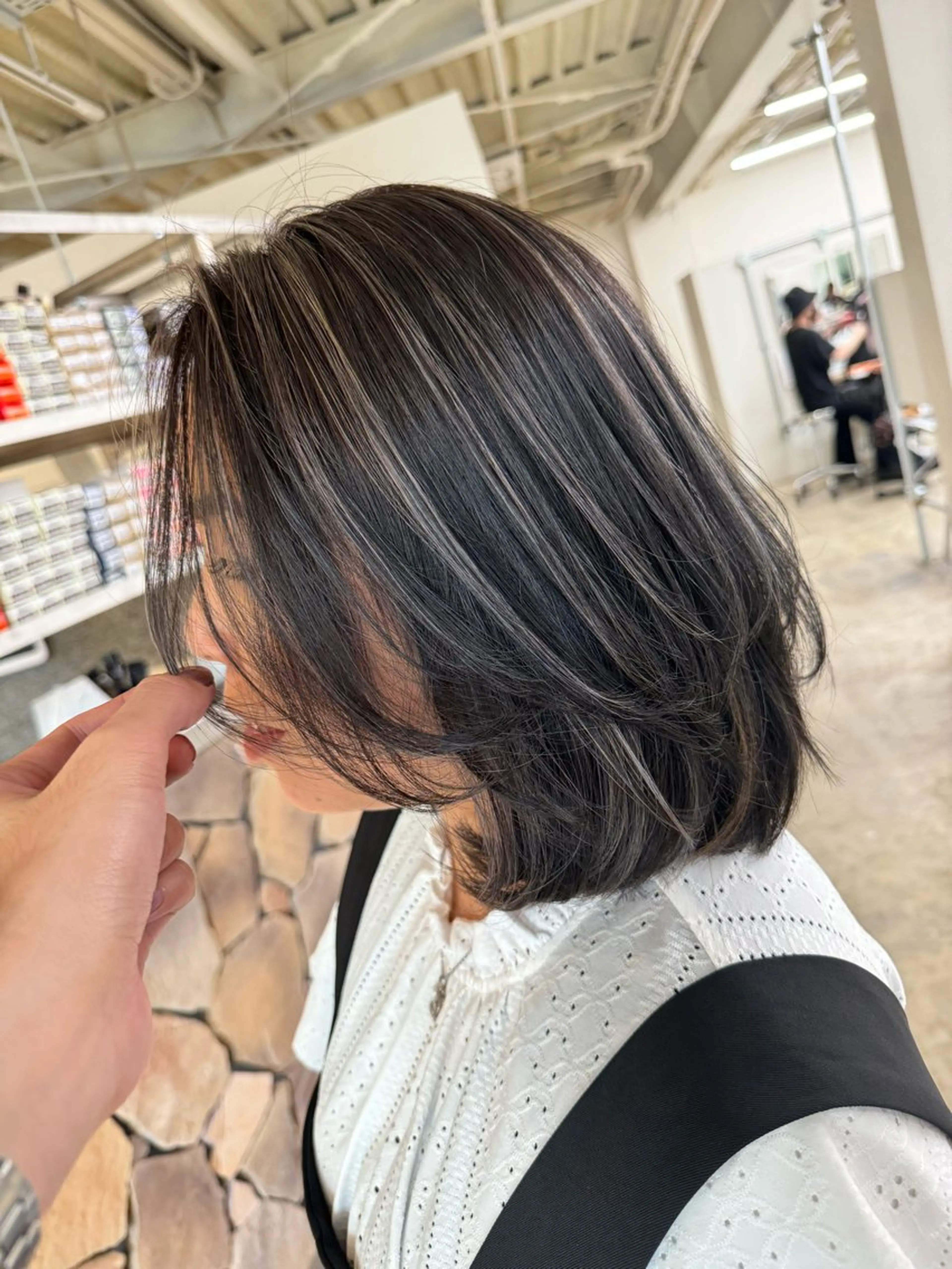 ミディアム カラー Tsuyoki .のヘアスタイル