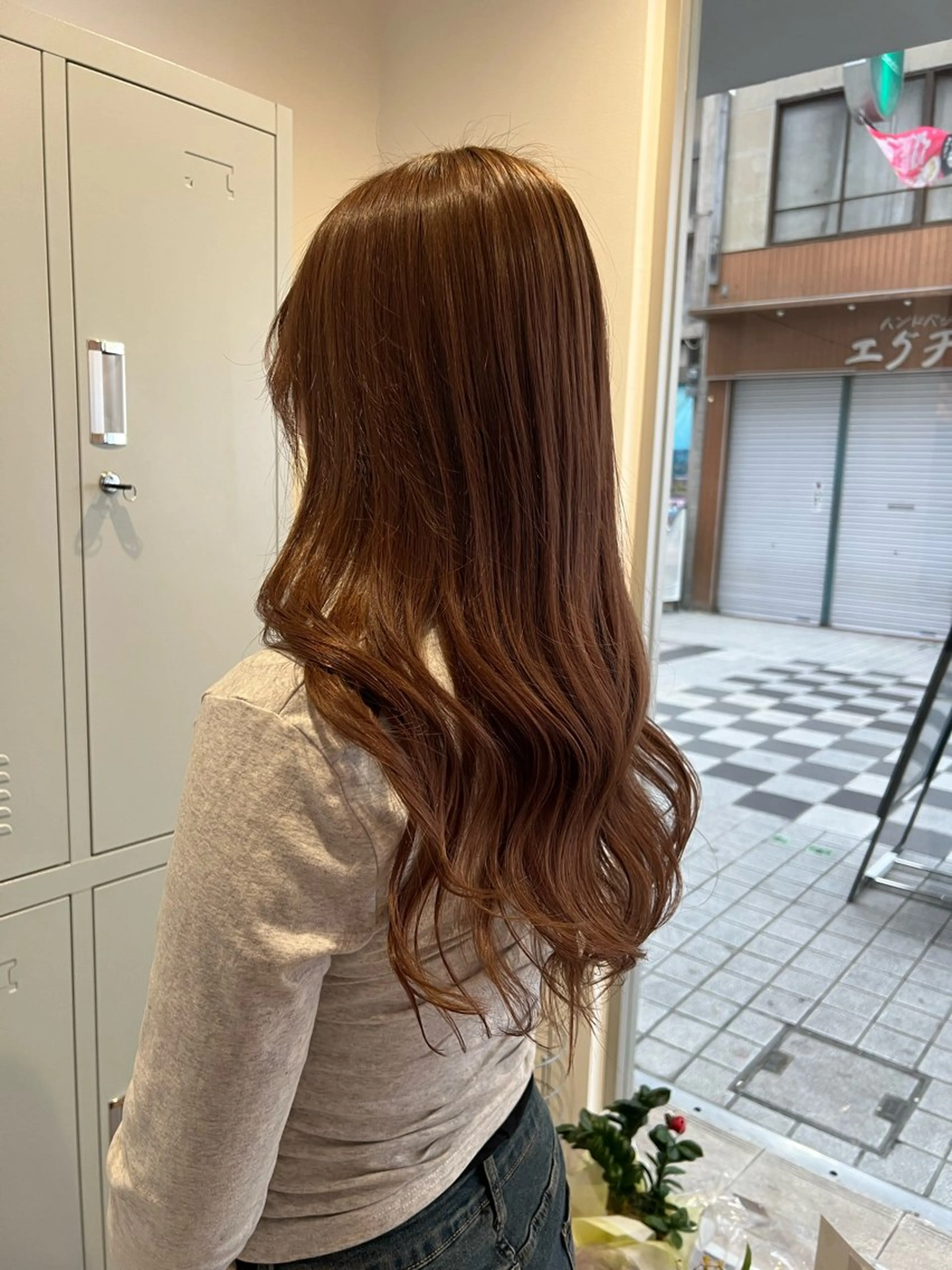 ロング ピンクブラウン ヘアカラー トリートメント YURA所属・藤本 翔己のヘアスタイル