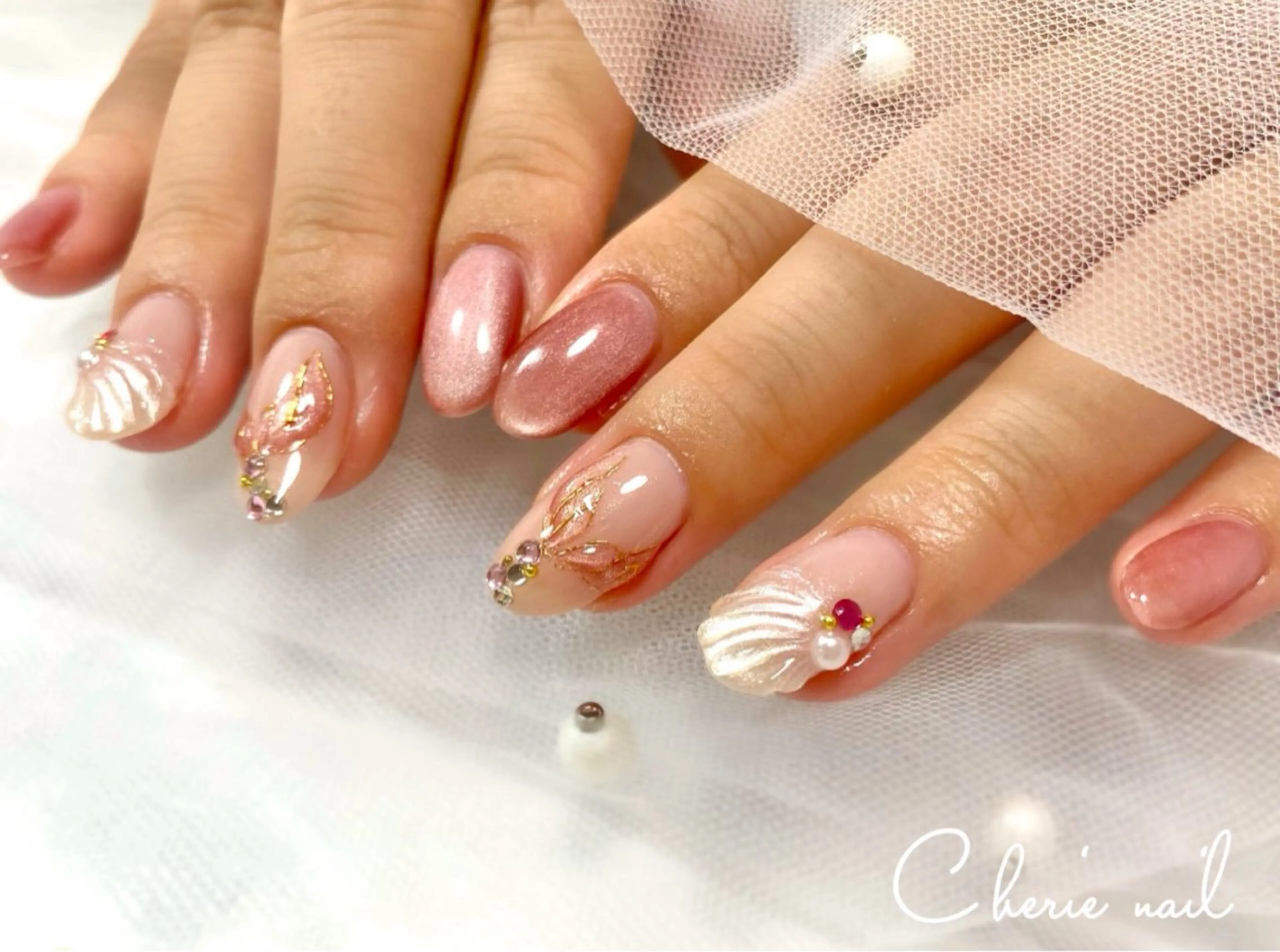 ネイル ジェルネイル マグネットネイル 夏ネイル ハンドネイル Cherienail yunaのネイルデザイン