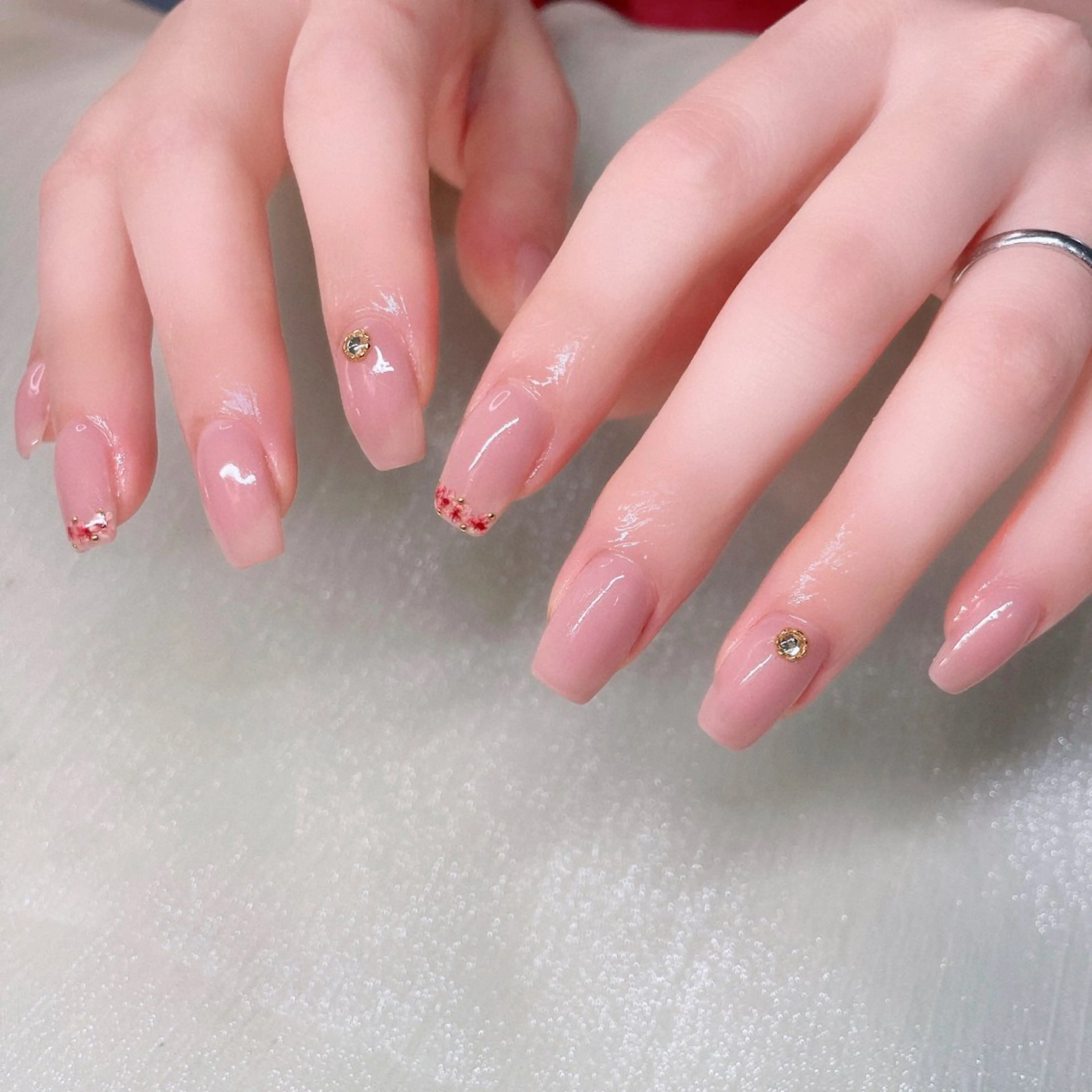 ネイル 長さ出し ハンドネイル Nailist SUZU所属・Nailist suzuのネイルデザイン