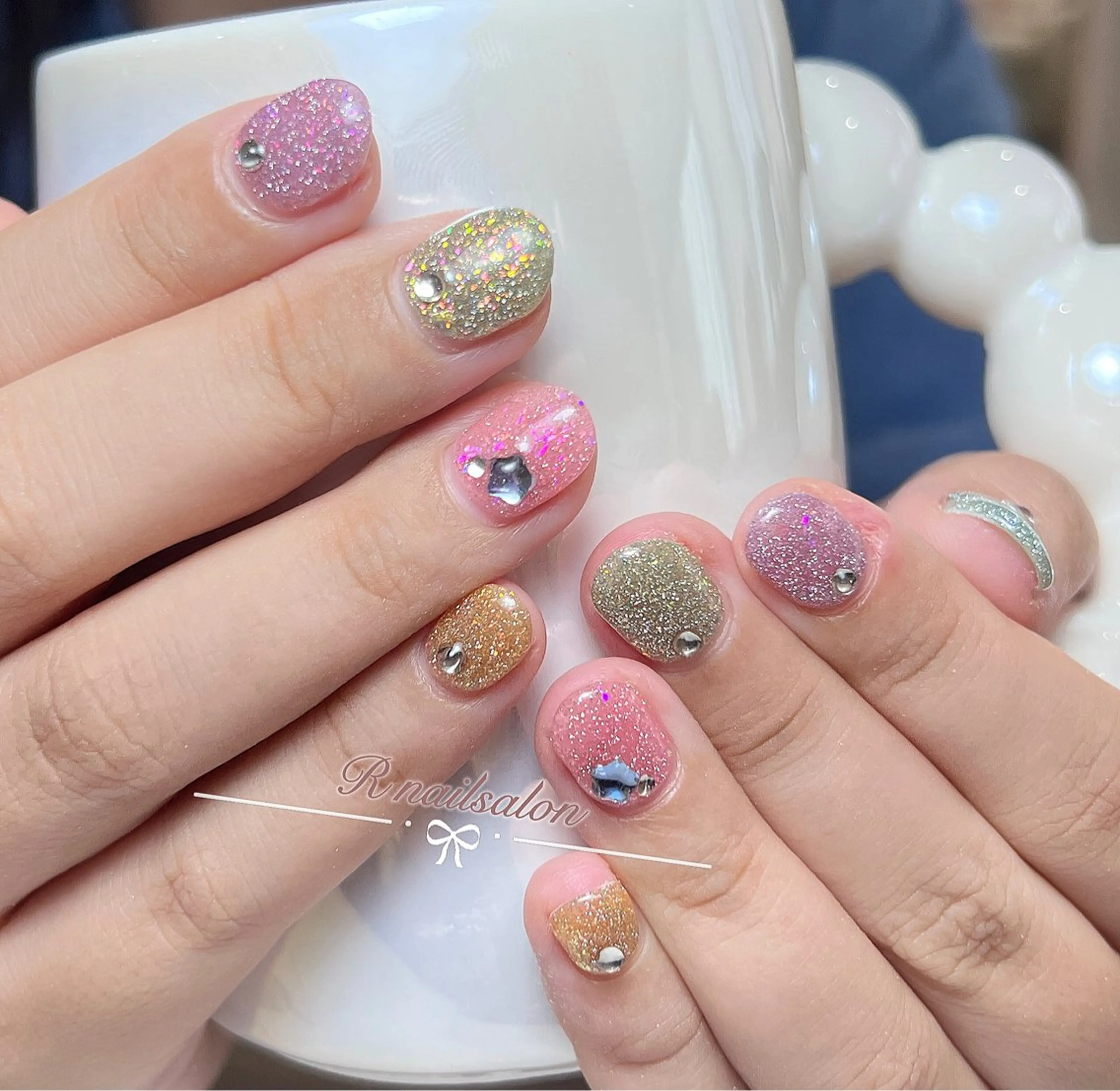 ショート R NAILSALONのネイルデザイン