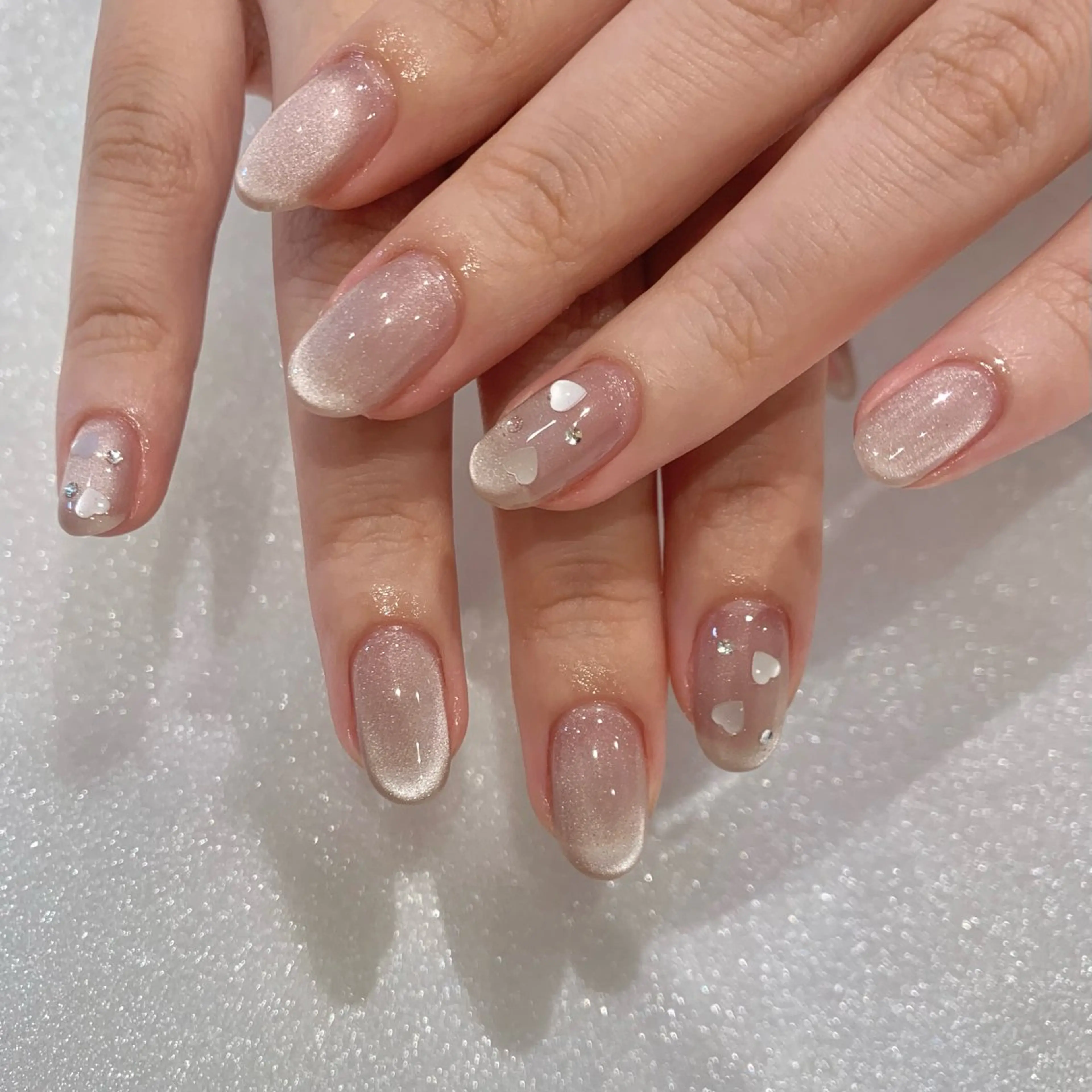 ネイル ハート ハンドネイル nailist🍒 ヤマザキのネイルデザイン