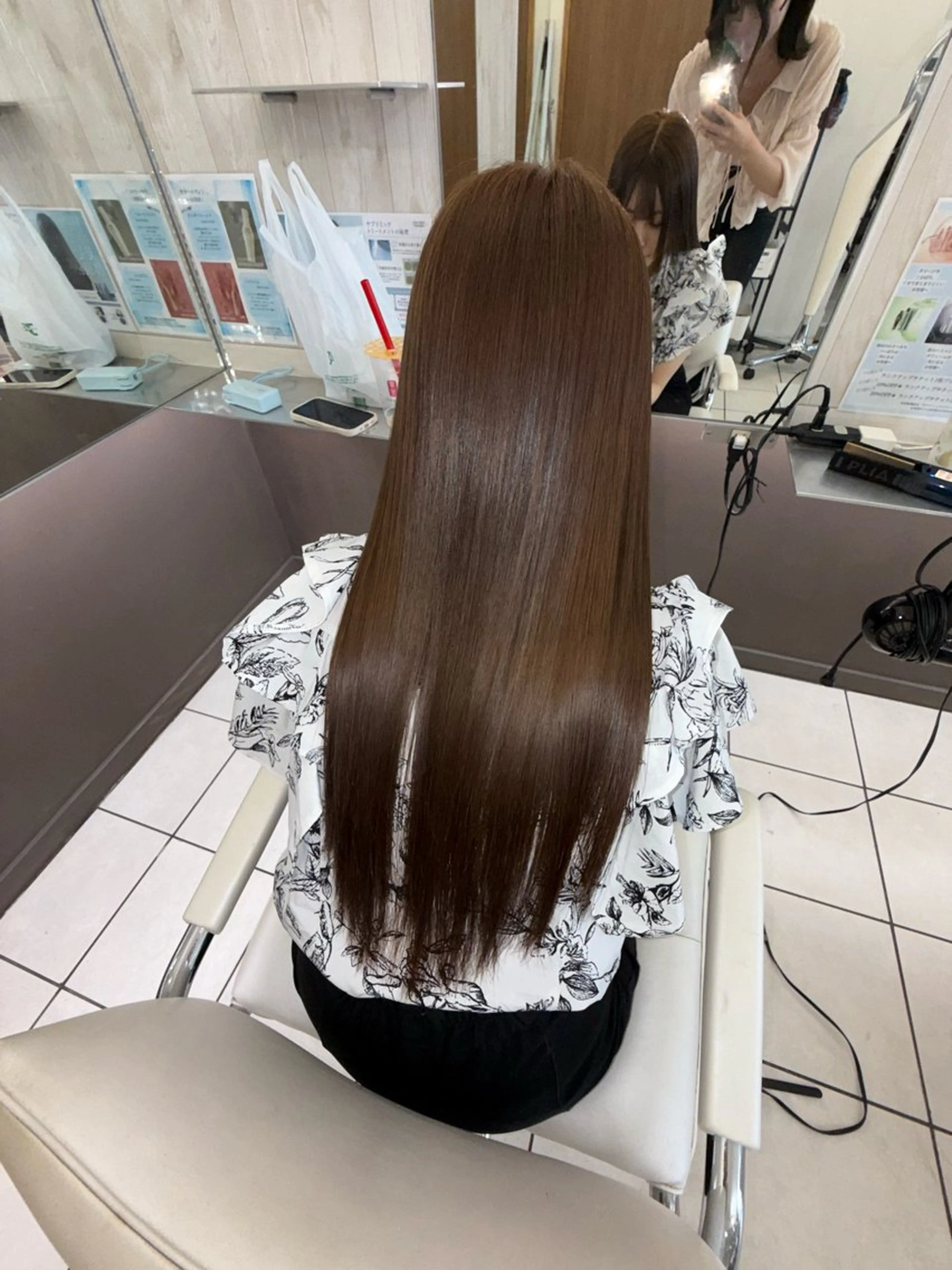 ロング カット ヘアカラー トリートメント 髪質改善/艶カラー 白井音葉のヘアスタイル