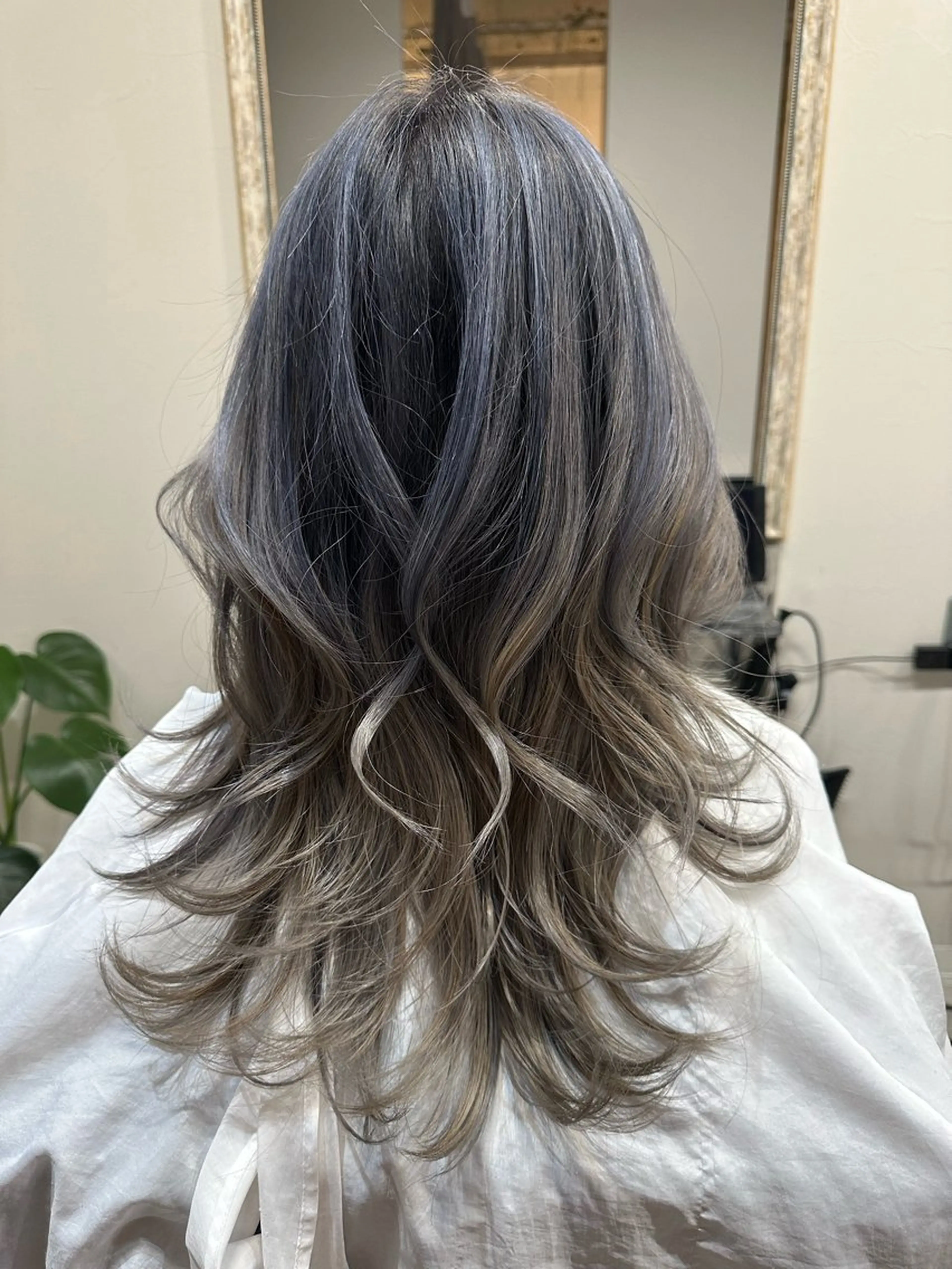 セミロング カラー カット ヘアカラー トリートメント ヘアセット kaminote所属・福西晃希 【艶髪・髪質改善】のヘアスタイル