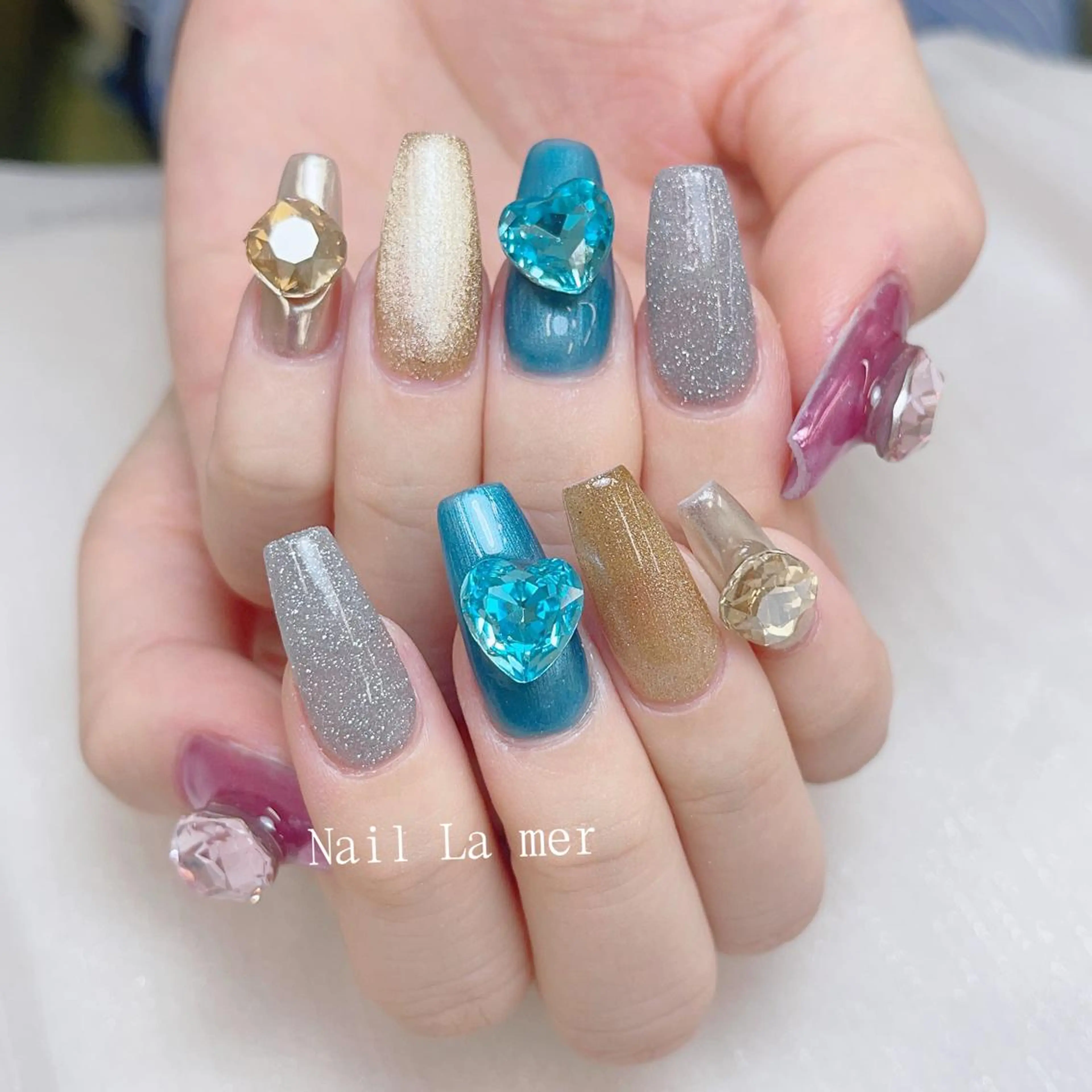 ネイル 持ち込み スカルプネイル ハンドネイル ハンドケア La Merのネイルデザイン