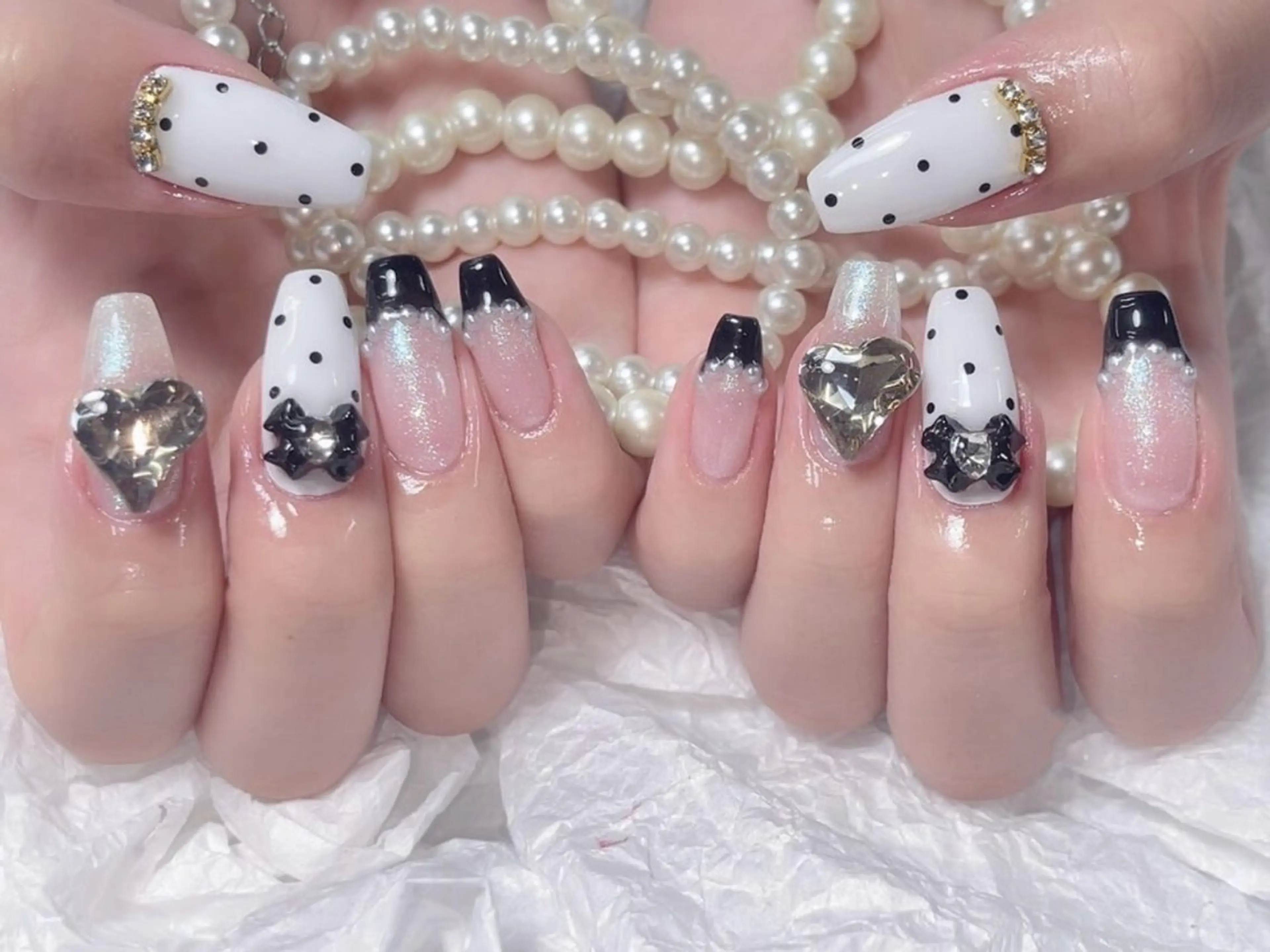 メンズ ネイル アートネイル フレンチネイル ジェルネイル キラキラネイル パラジェル ハンドネイル Bloom スカルプ専門店のネイルデザイン