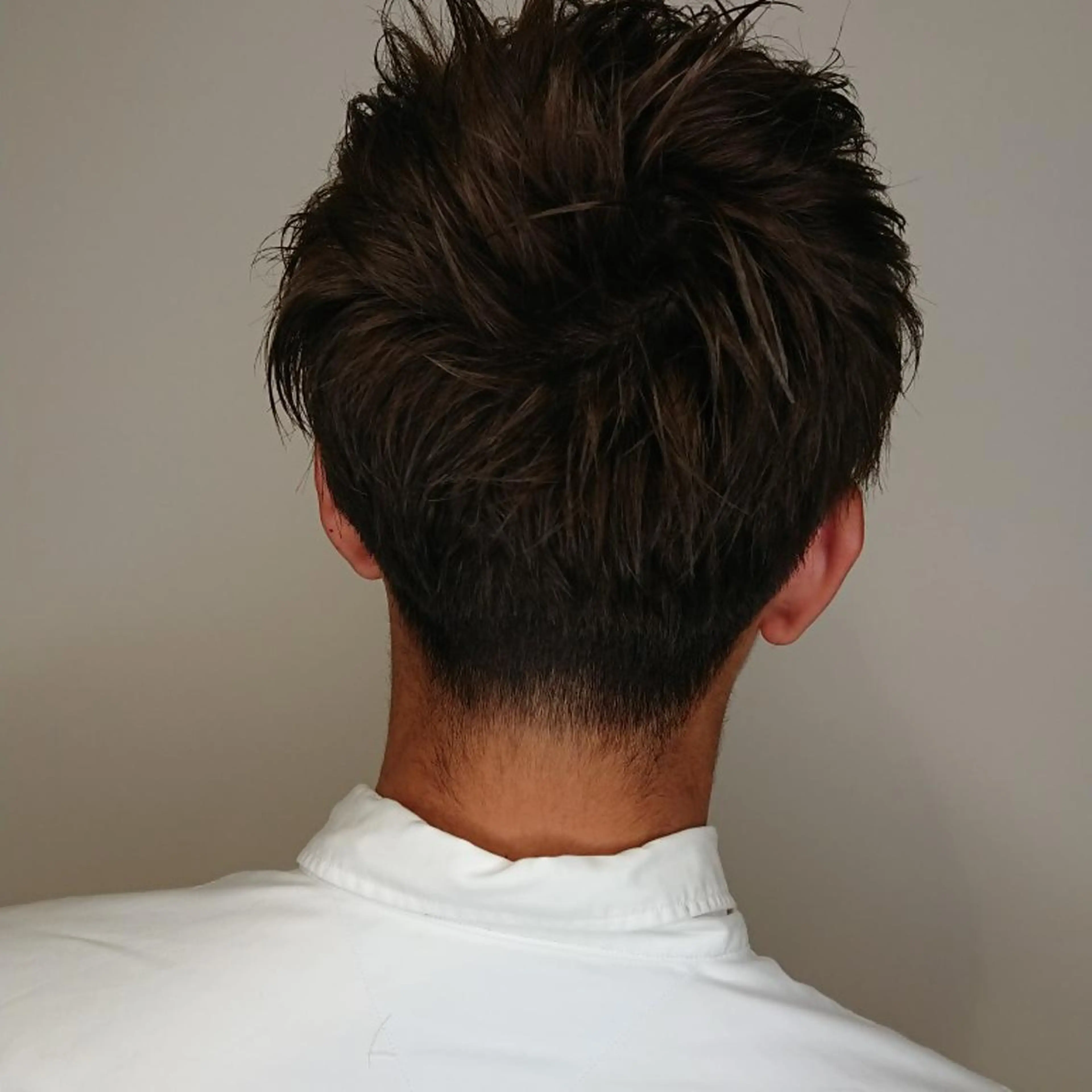 メンズ カラー パーマ ヘアアレンジ ブリーチ/ヘアケア/ 艶髪/イギチハルのヘアスタイル