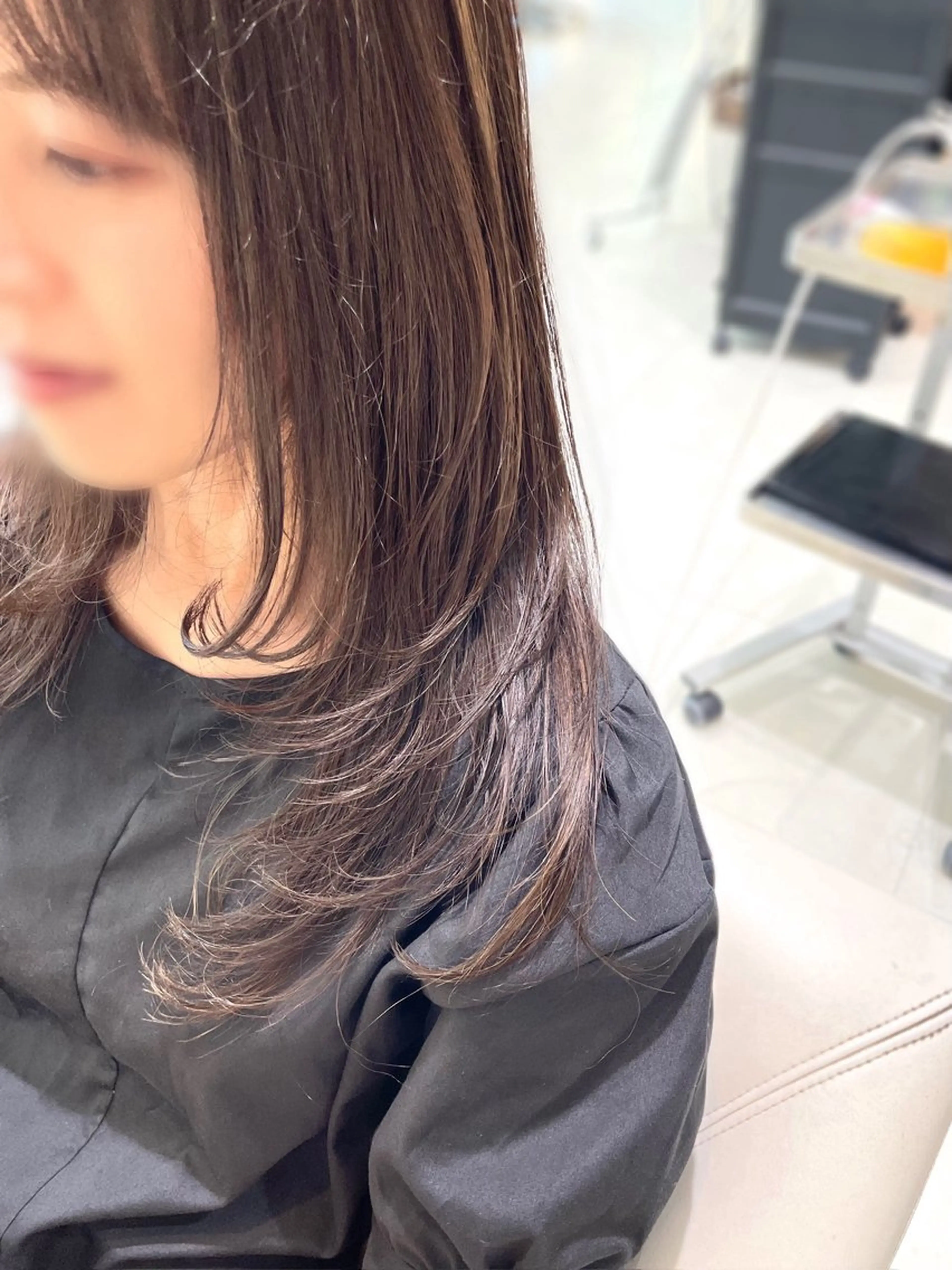 ロング カラー レイヤーカット Bleu Terre所属・ブルーテーフ 大泉 遥愛のヘアスタイル