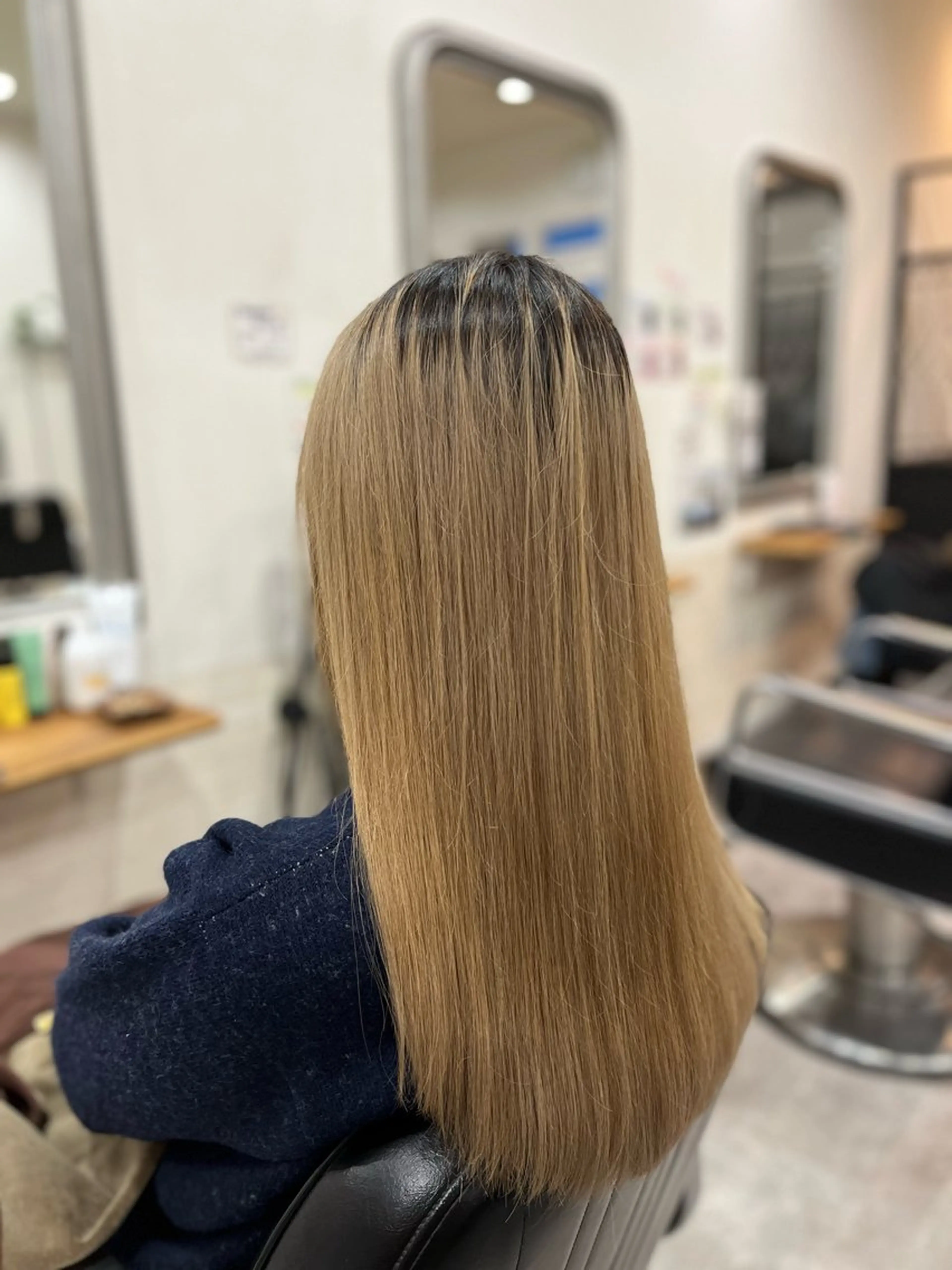 ロング 艶髪🥣透明感カラー 🫧前田奈津実のヘアスタイル