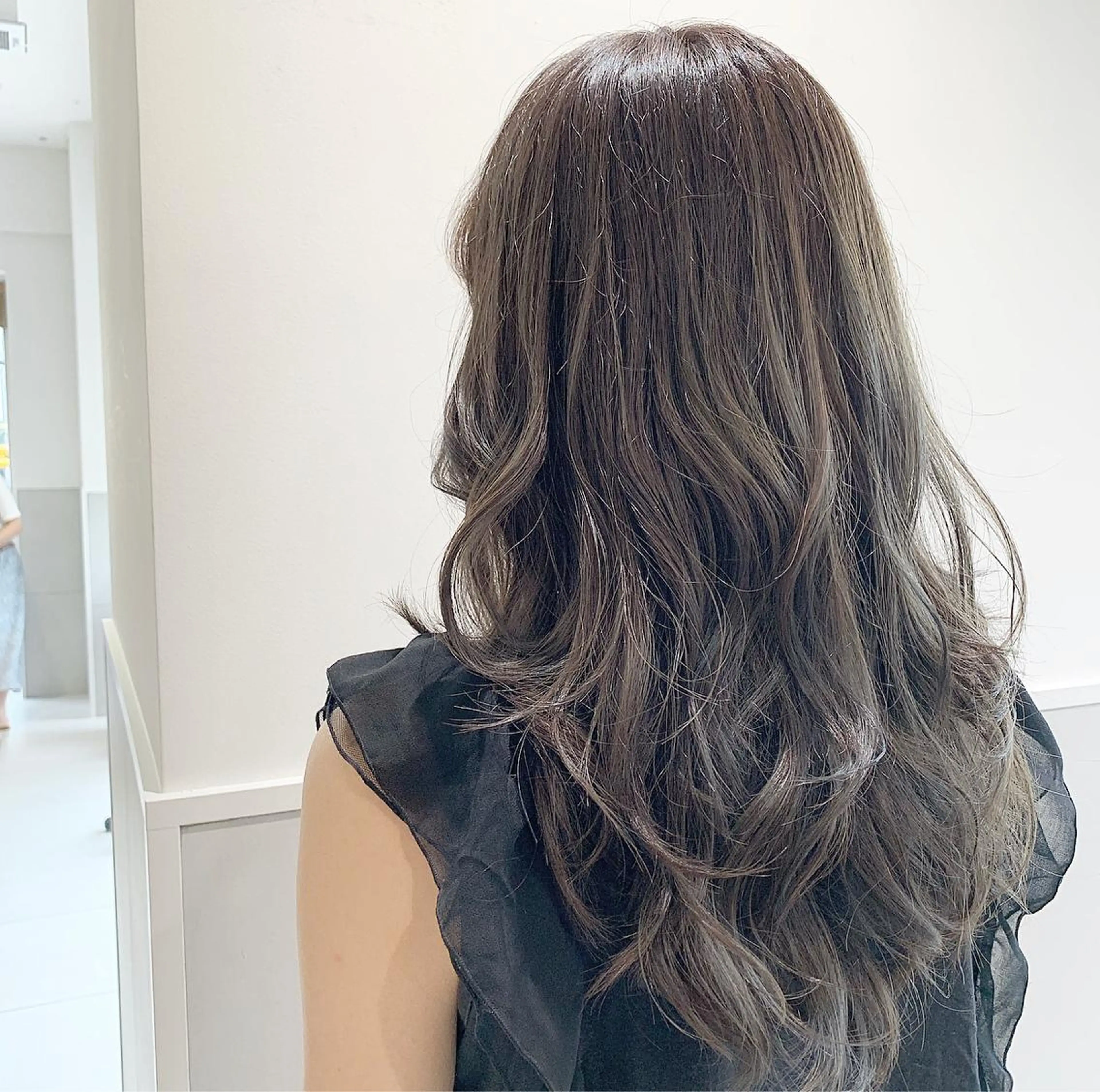 ロング カラー ヘアアレンジ 髪質改善period.所属・いしかわまい🎀 髪質改善特価サロンのヘアスタイル