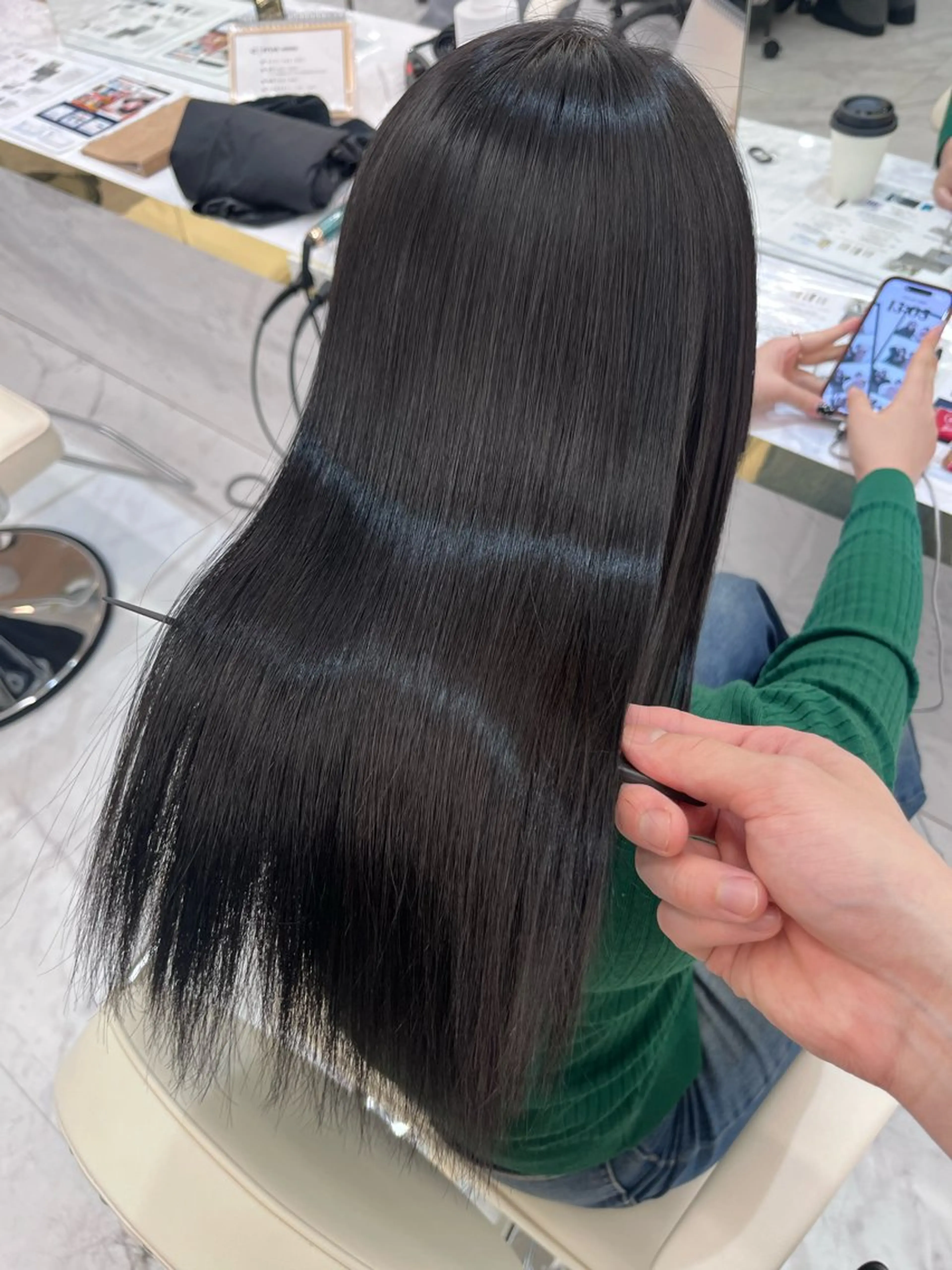 ロング 髪質改善縮毛矯正🫧 村上蒼生のヘアスタイル