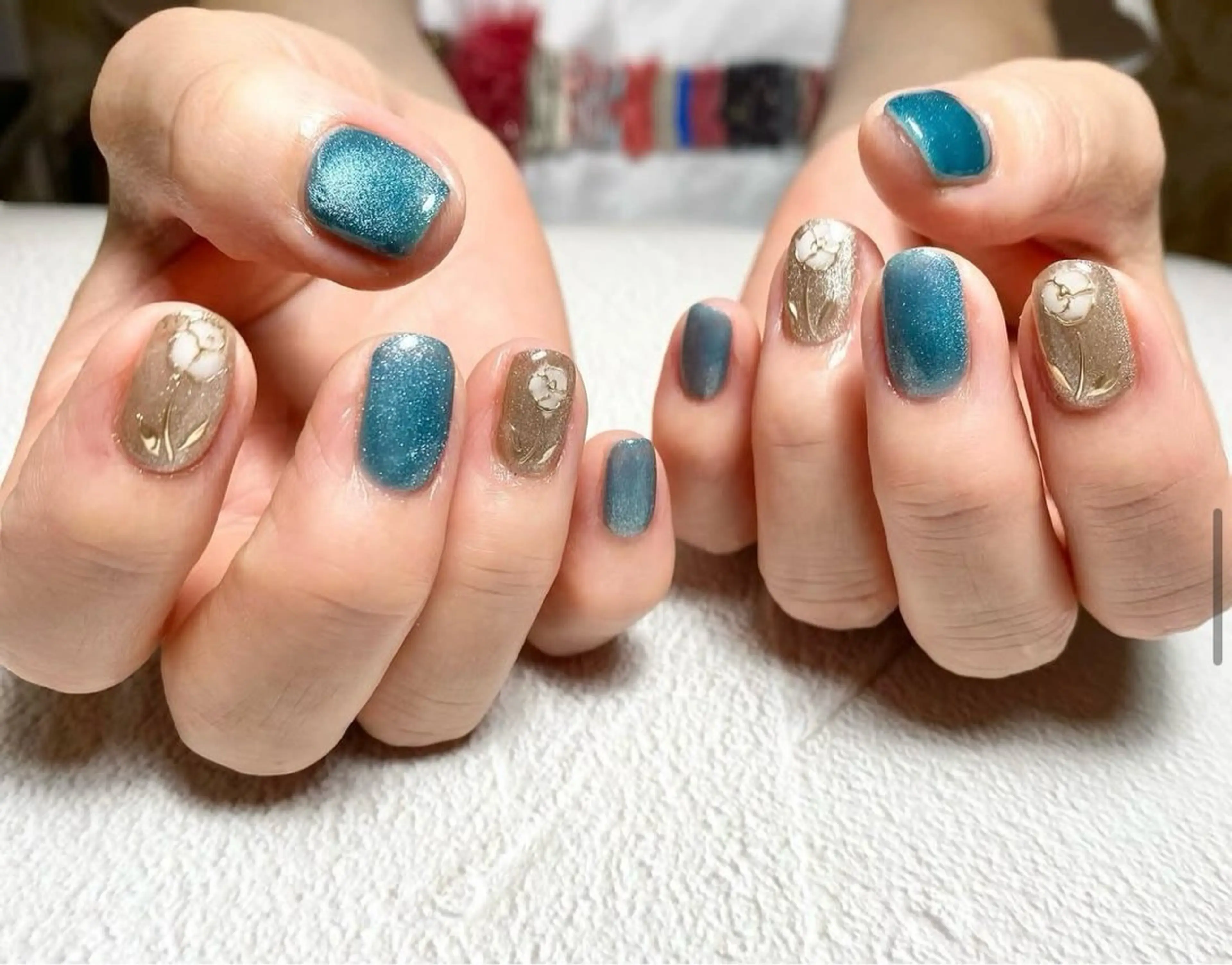 ネイル 濱嶋 結菜のネイルデザイン