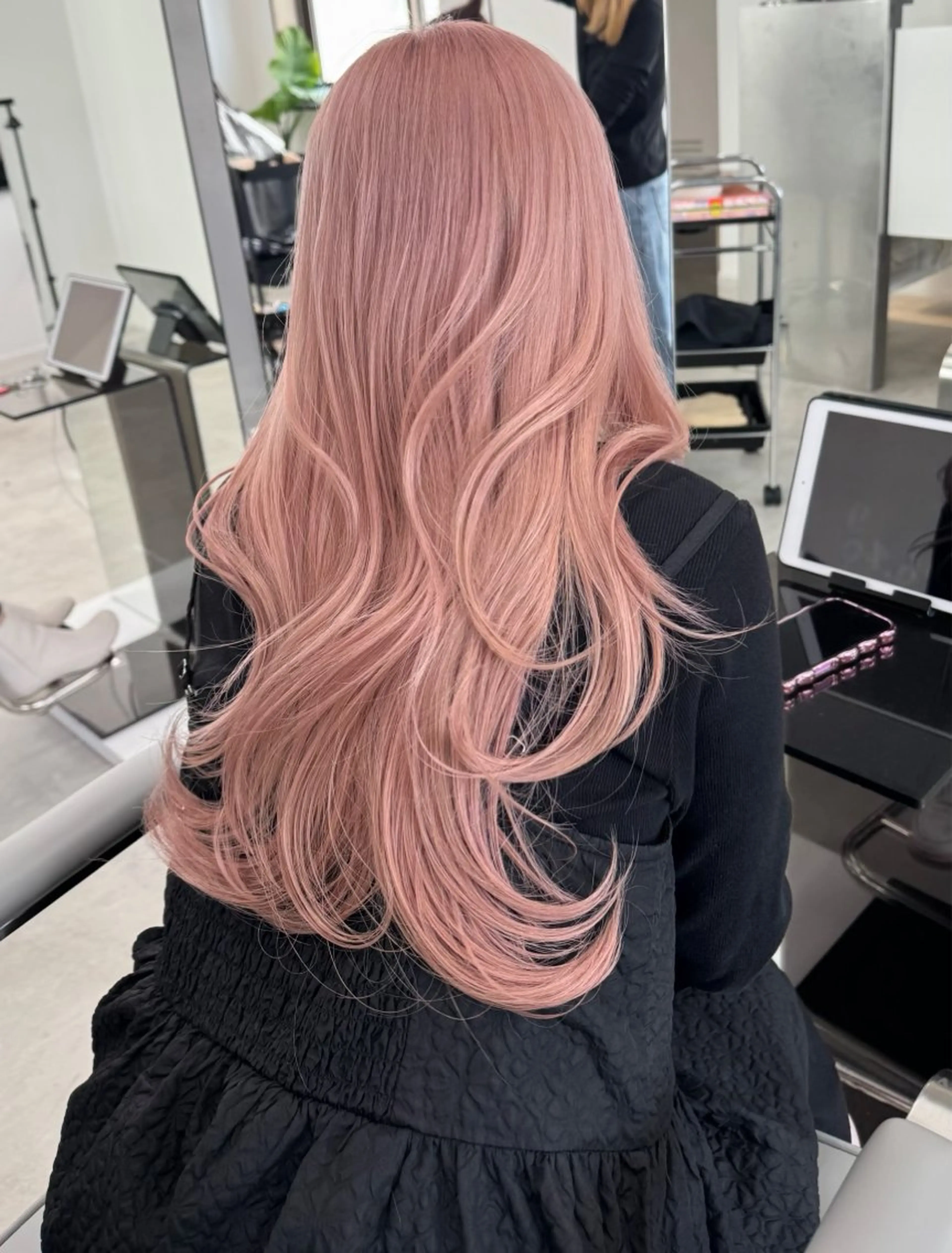 カラー ヘアカラー REAL.心斎橋所属・ブリーチ/ カラー/KAITOのヘアスタイル