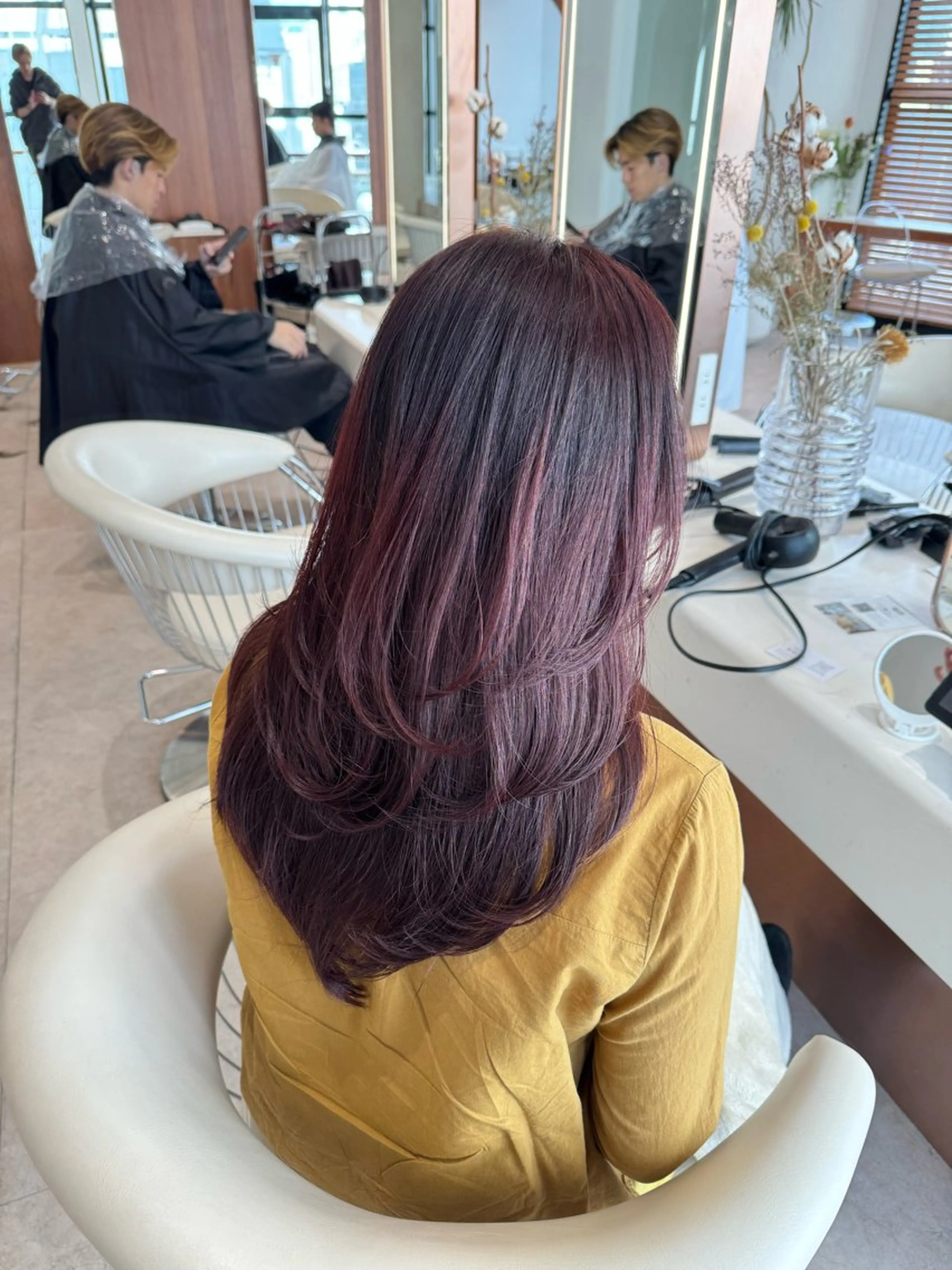 セミロング カラー ブリーチ ブラウンカラー ブリーチなしカラー レッドカラー レッドブラウン 韓国レイヤー🇰🇷 韓国研修◎渋谷カイトのヘアスタイル