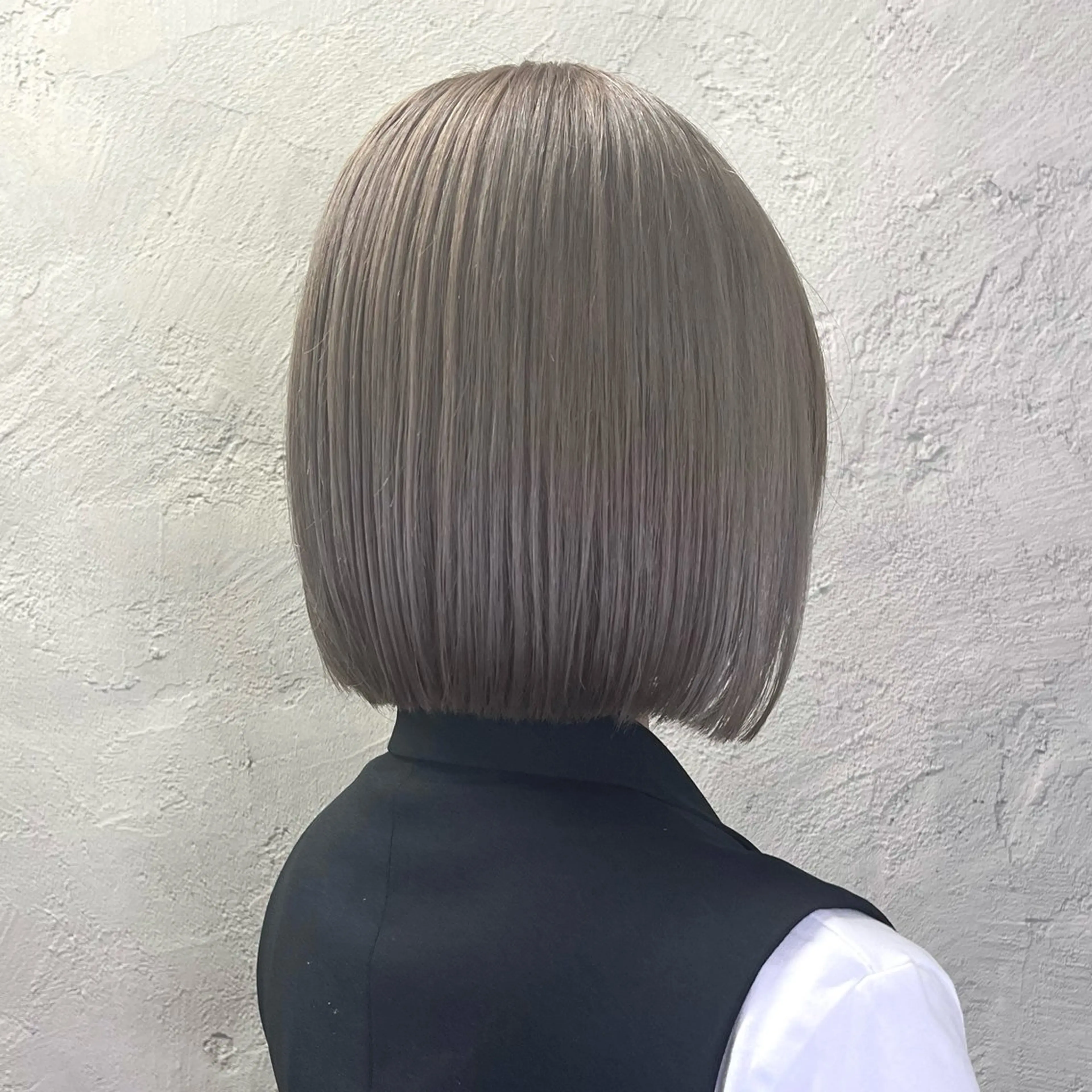 ショート カラー ブリーチ ケアブリーチ ヘアカラー トリートメント 💫色落ちまで可愛い ブリーチ💫ユウゴのヘアスタイル