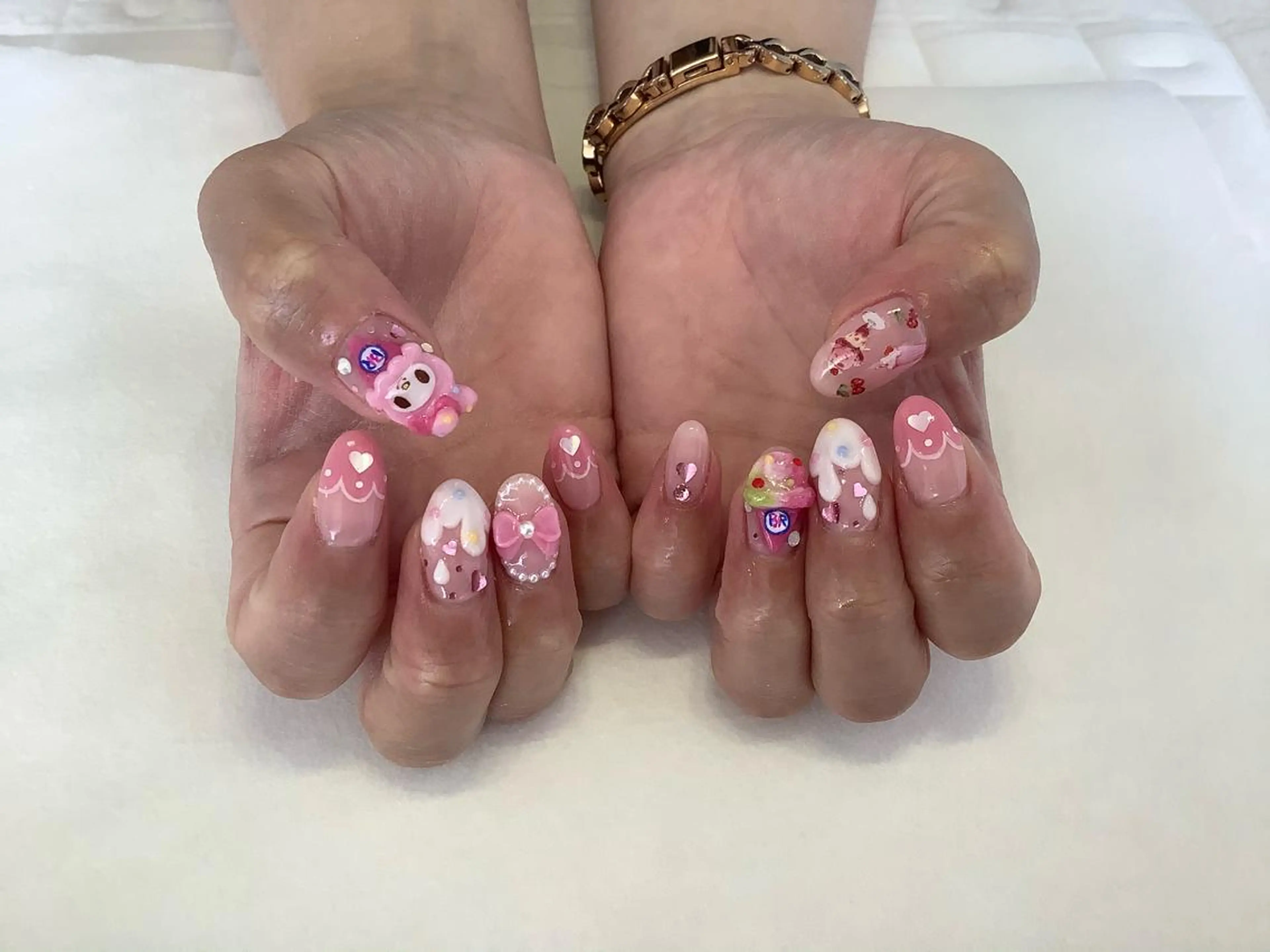 ネイル ハンドネイル 💎🐰 saki. m 🐰💎のネイルデザイン