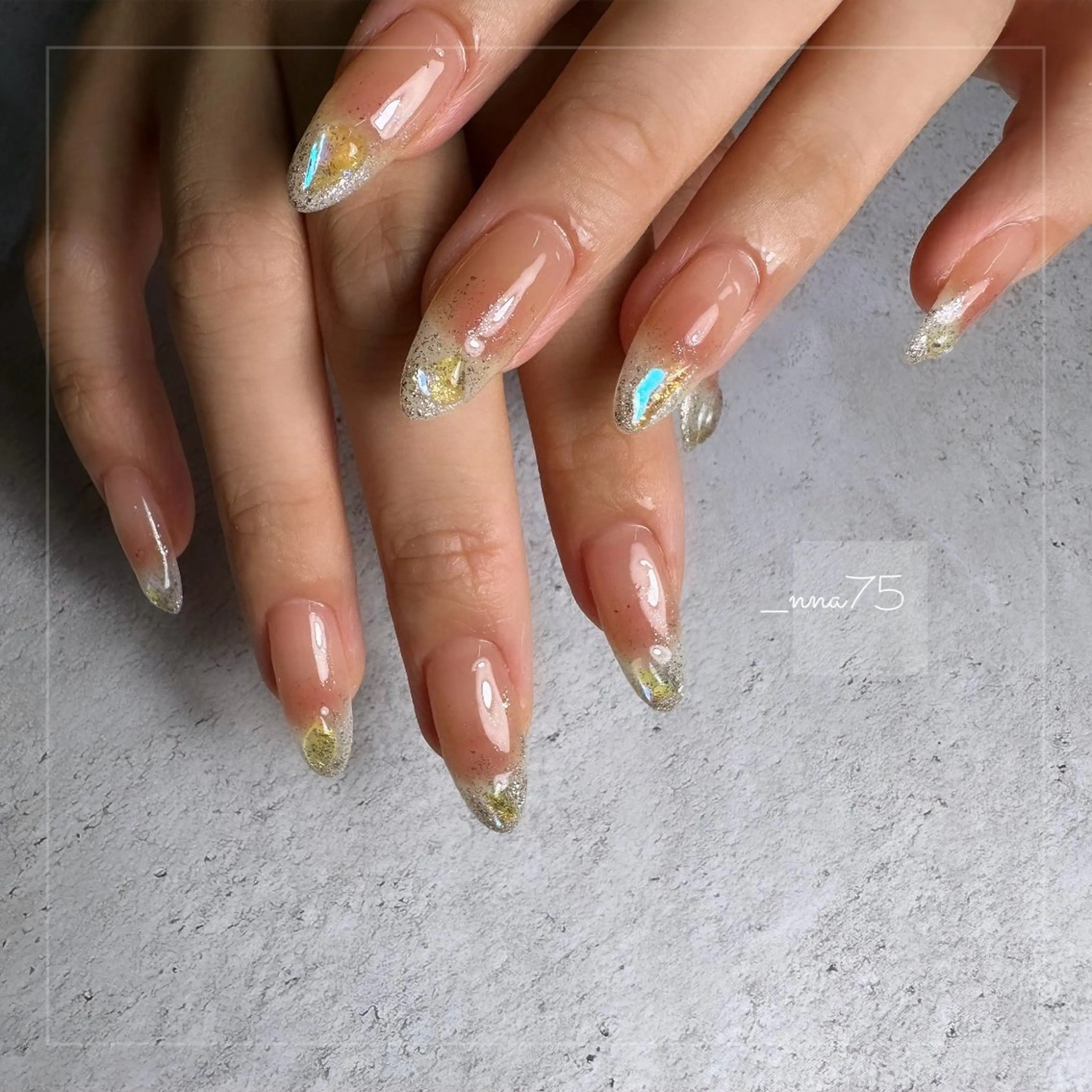 ネイル ハンドネイル GRANDE OSU Anna 🧸💛のネイルデザイン