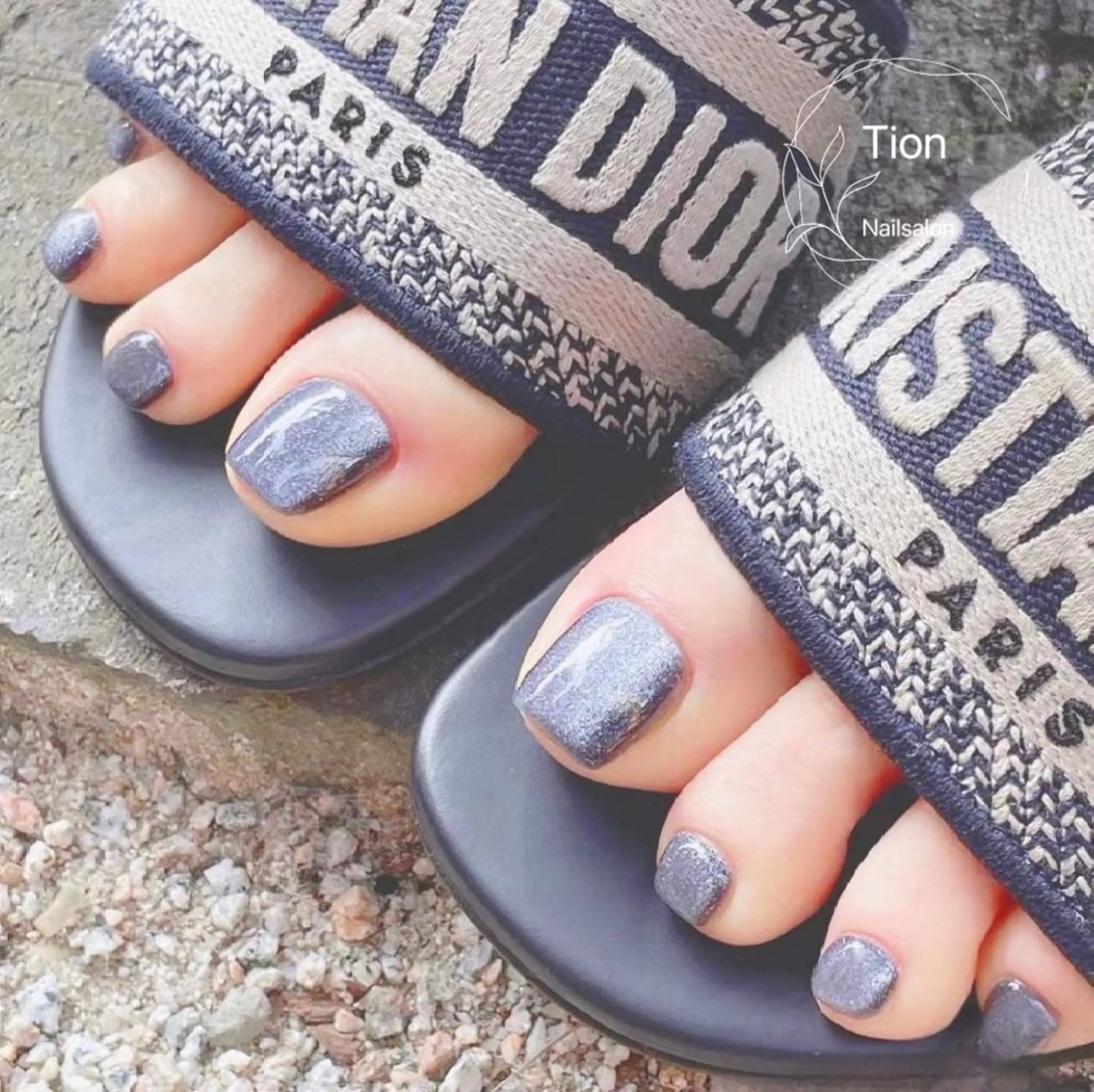 ネイル チークネイル 長さ出し フットネイル フレンチネイル ジェルネイル Nailsalin Tion 浦和店のネイルデザイン