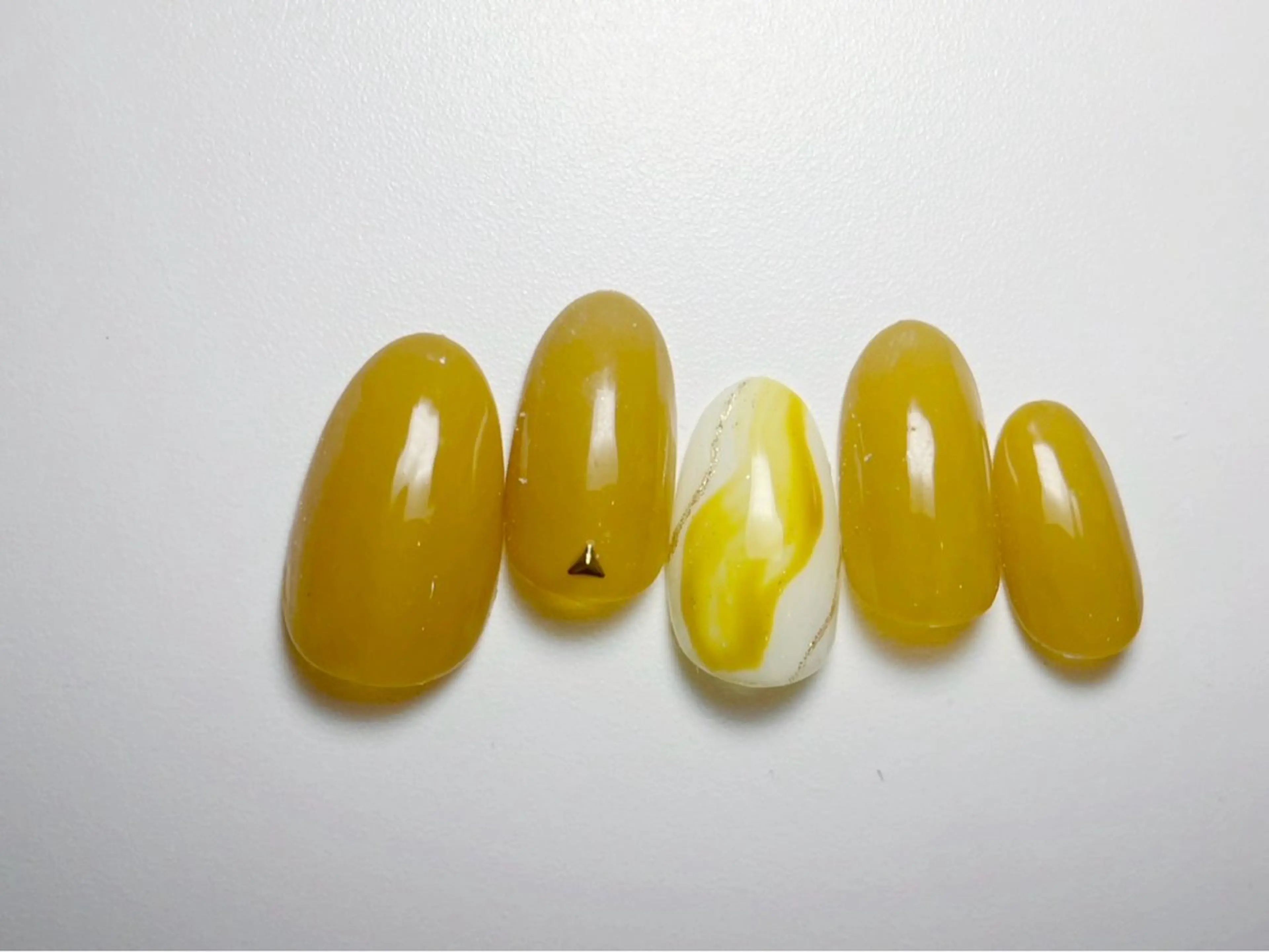 ネイル ハンドネイル RiCIEL 【リシエル】 ネイル&アイラッシュ新琴似店所属・Ito Aiのネイルデザイン