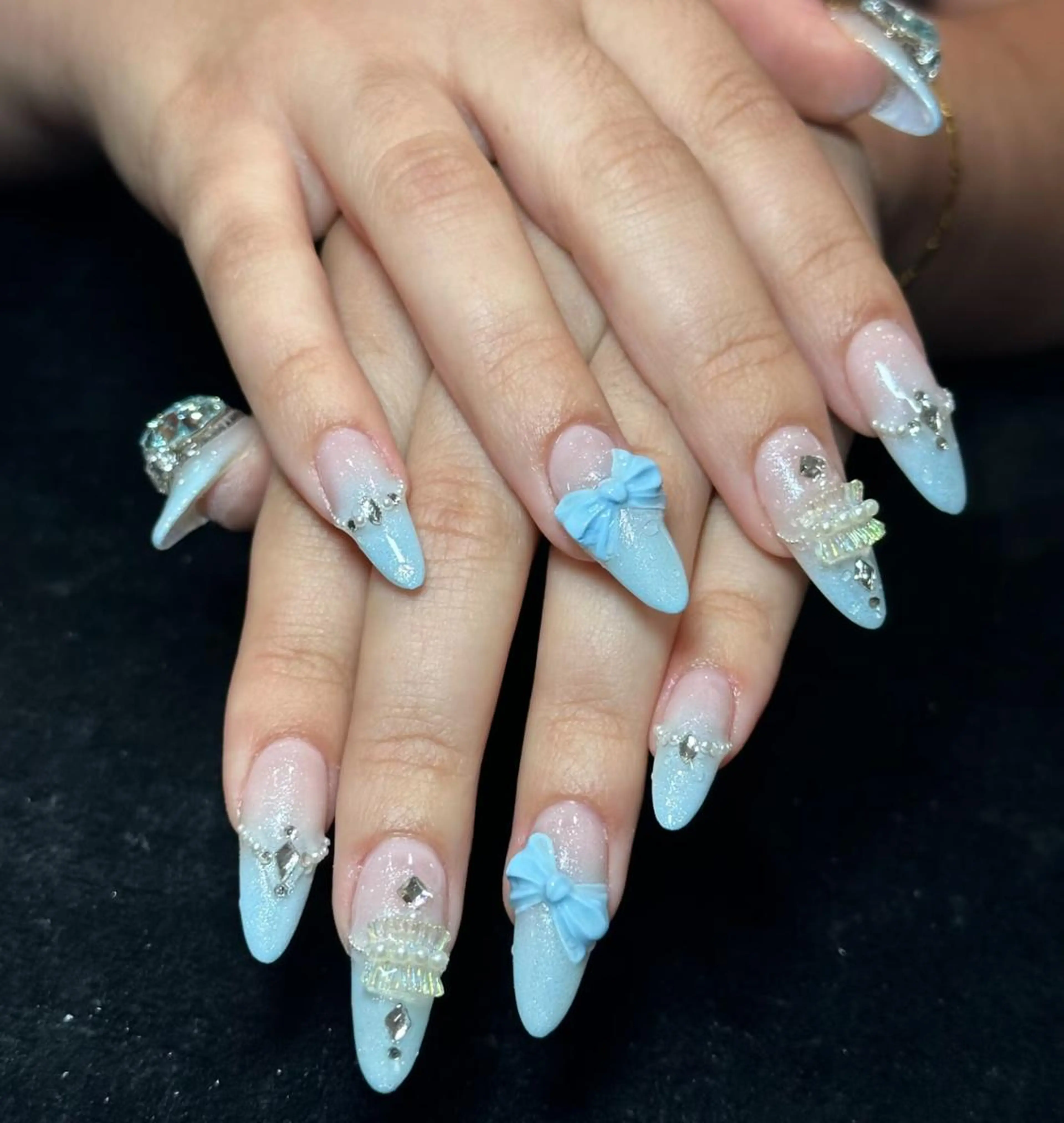 ネイル ハンドネイル 🎀 NaNa_nailのネイルデザイン