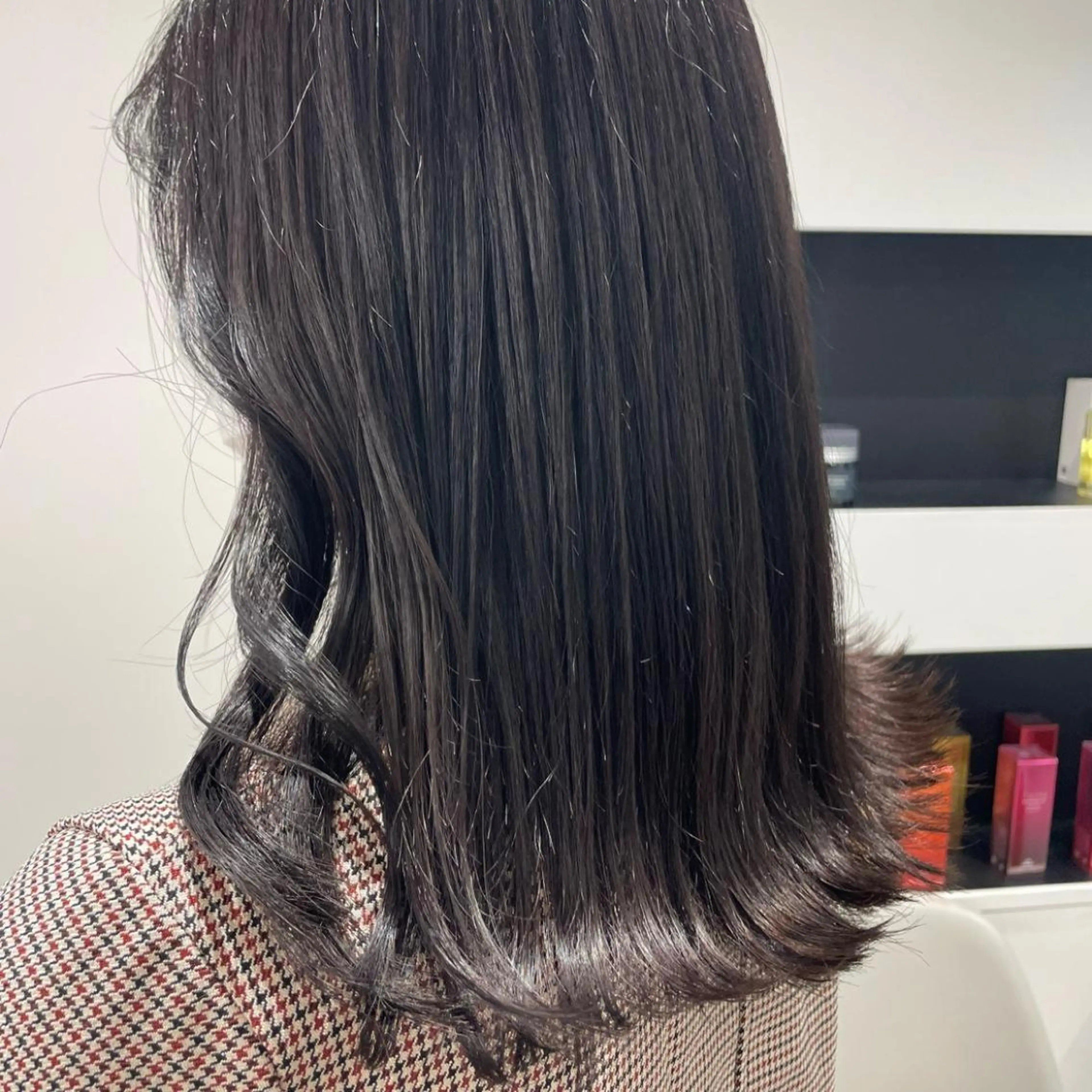 ショート カラー パーマ ヘアアレンジ メンズ キッズ ネイル マツエク・マツパ アイブロウ 黒髪 シルバー シルバー mona/ ストレートスタイル✨のヘアスタイル