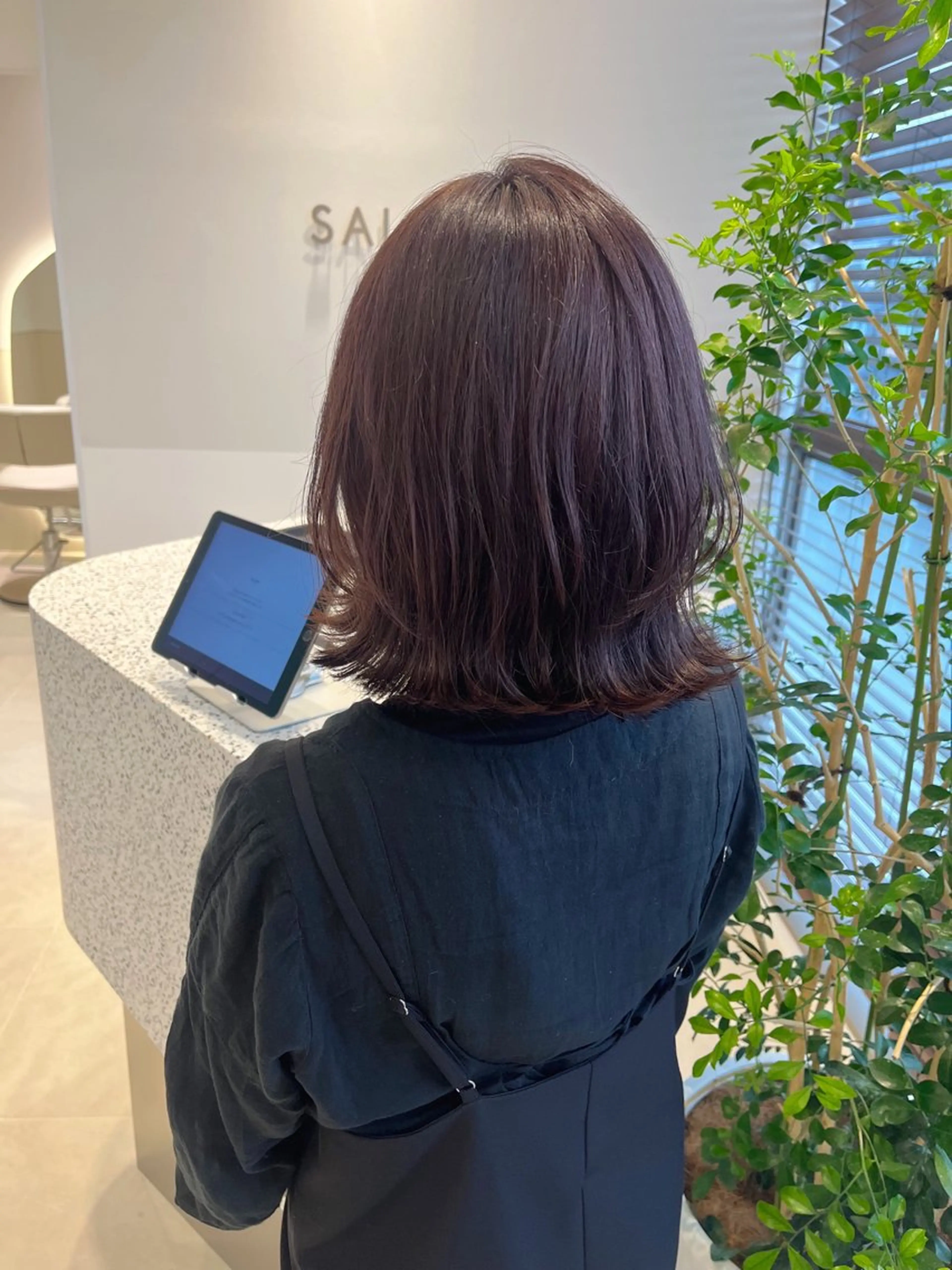 ミディアム カラー カット ヘアカラー トリートメント SALOWIN京都河原町suite店所属・うる艶カラー／ 髪質改善／arisaのヘアスタイル