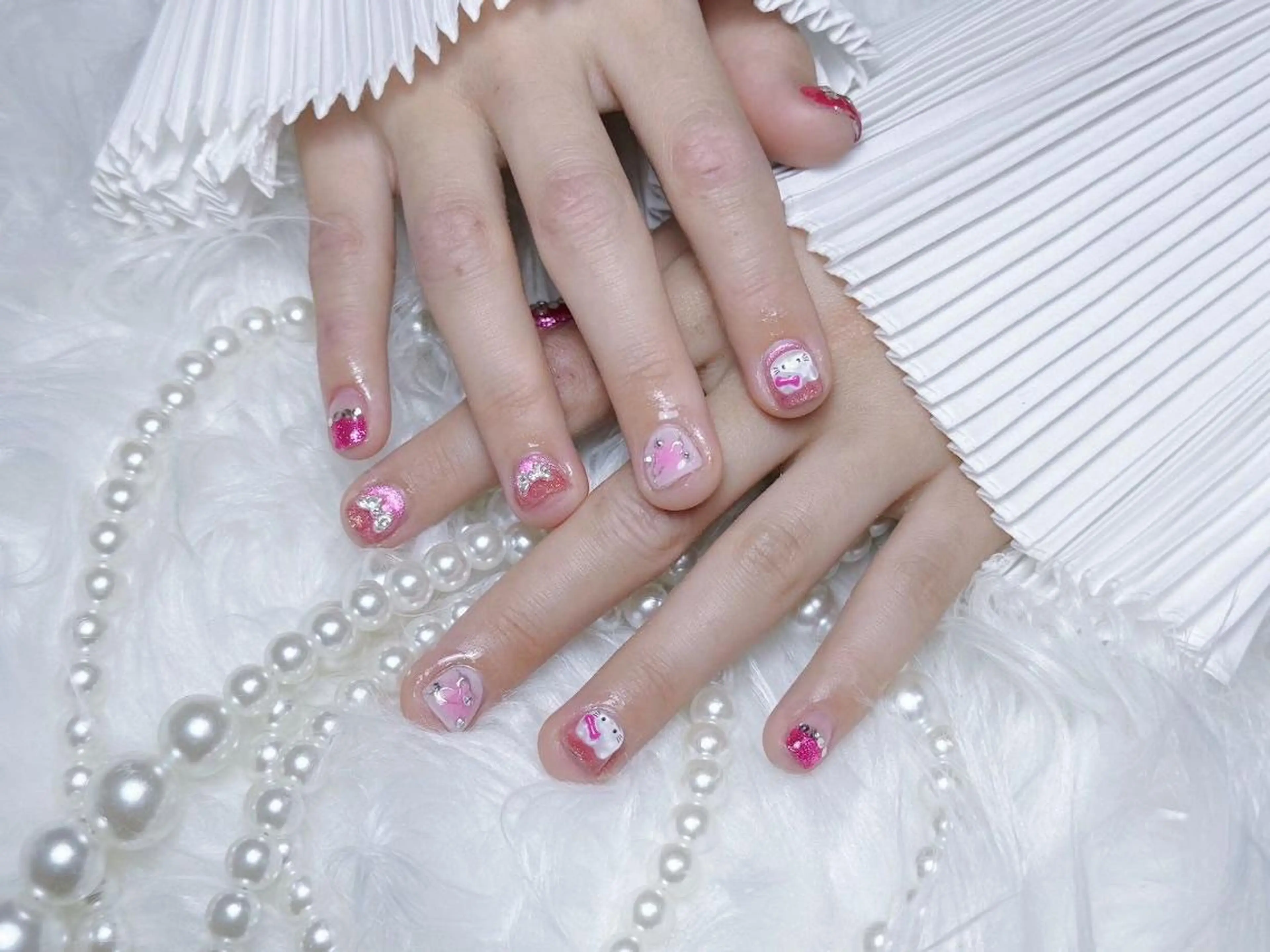 ネイル RAFFINE 月🦋🩵のネイルデザイン