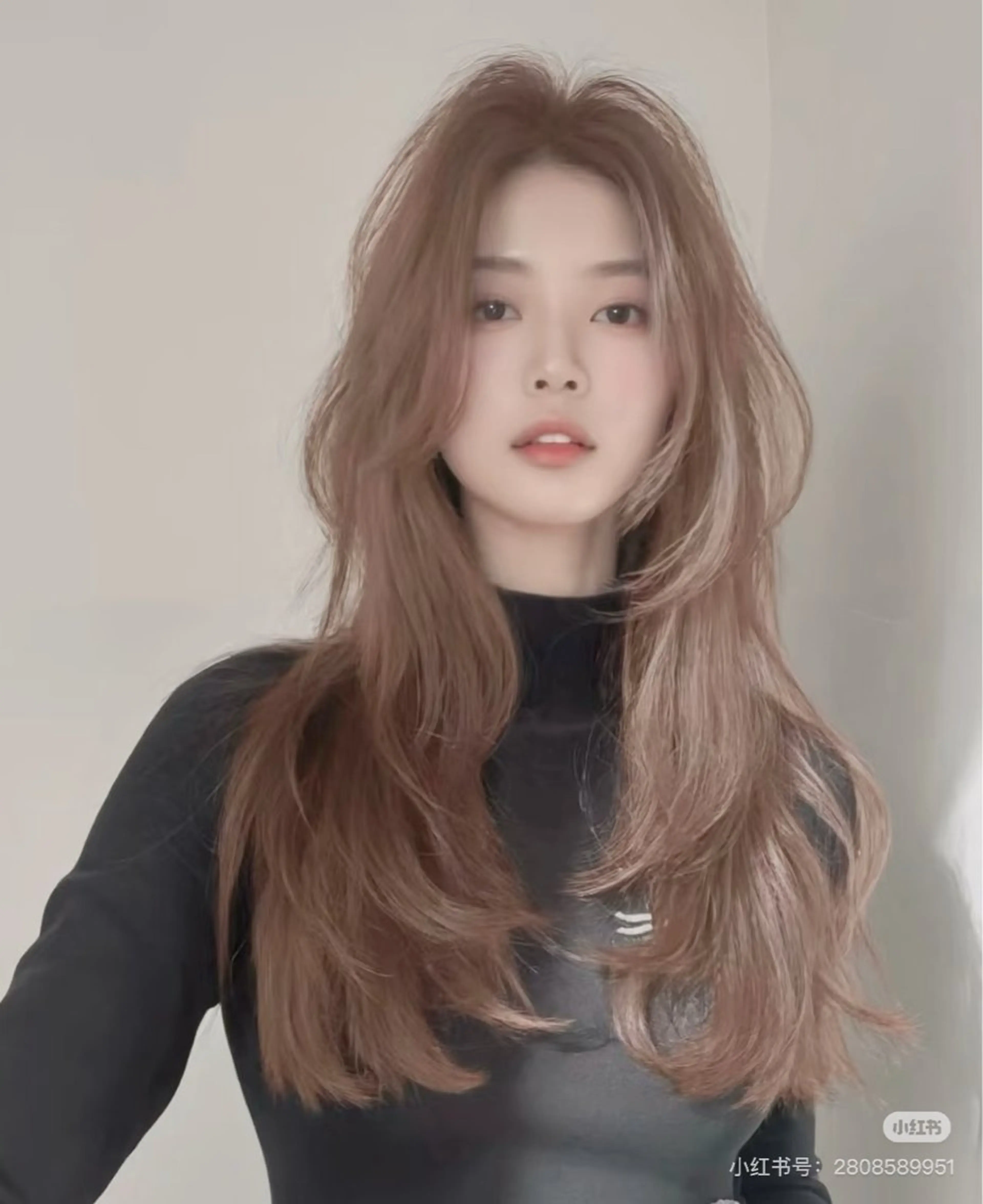 ロング レイヤーカット GLanz 朱蒙のヘアスタイル