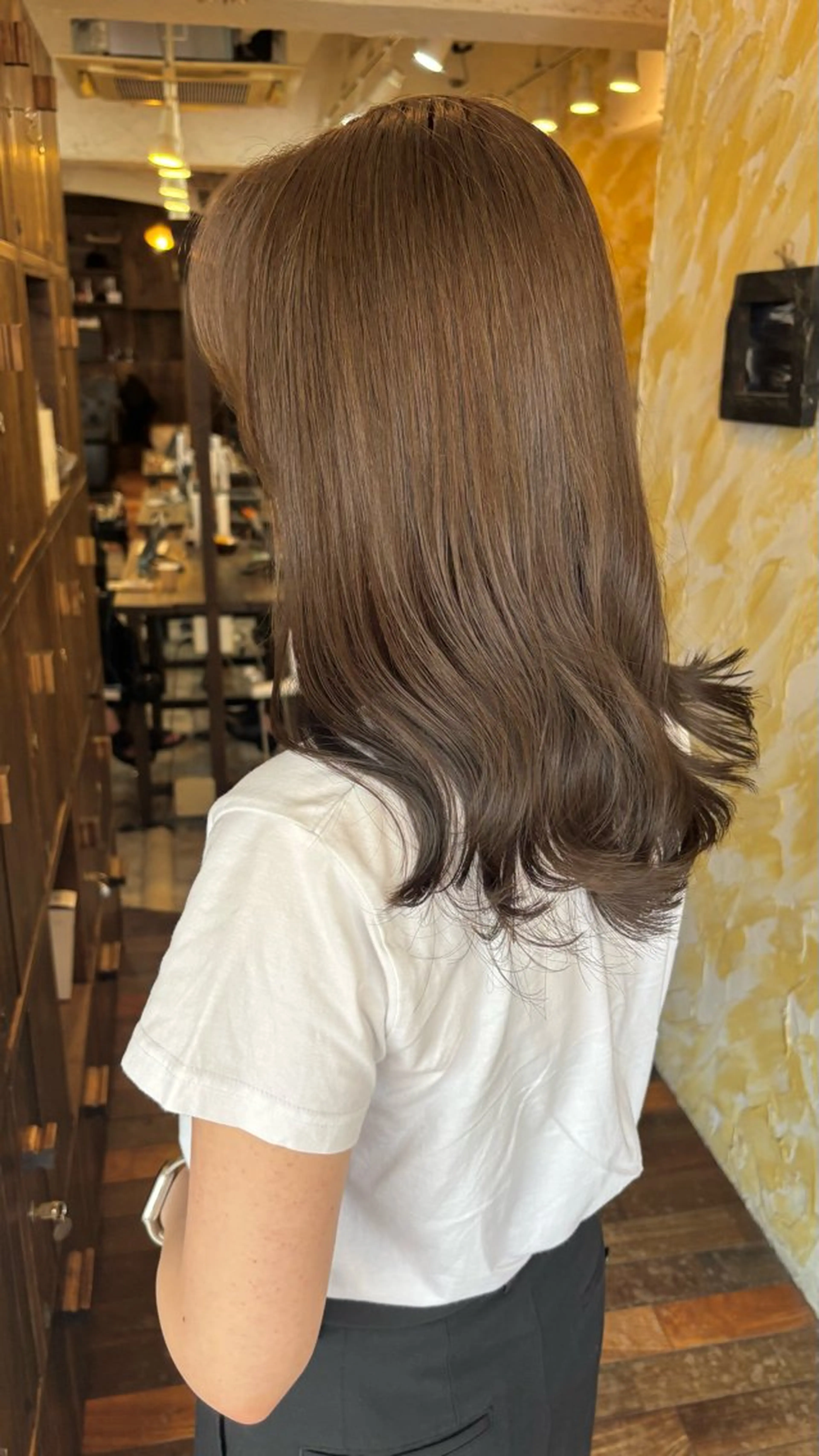 セミロング カラー 顔周り/暗髪カラー /アベ マホのヘアスタイル