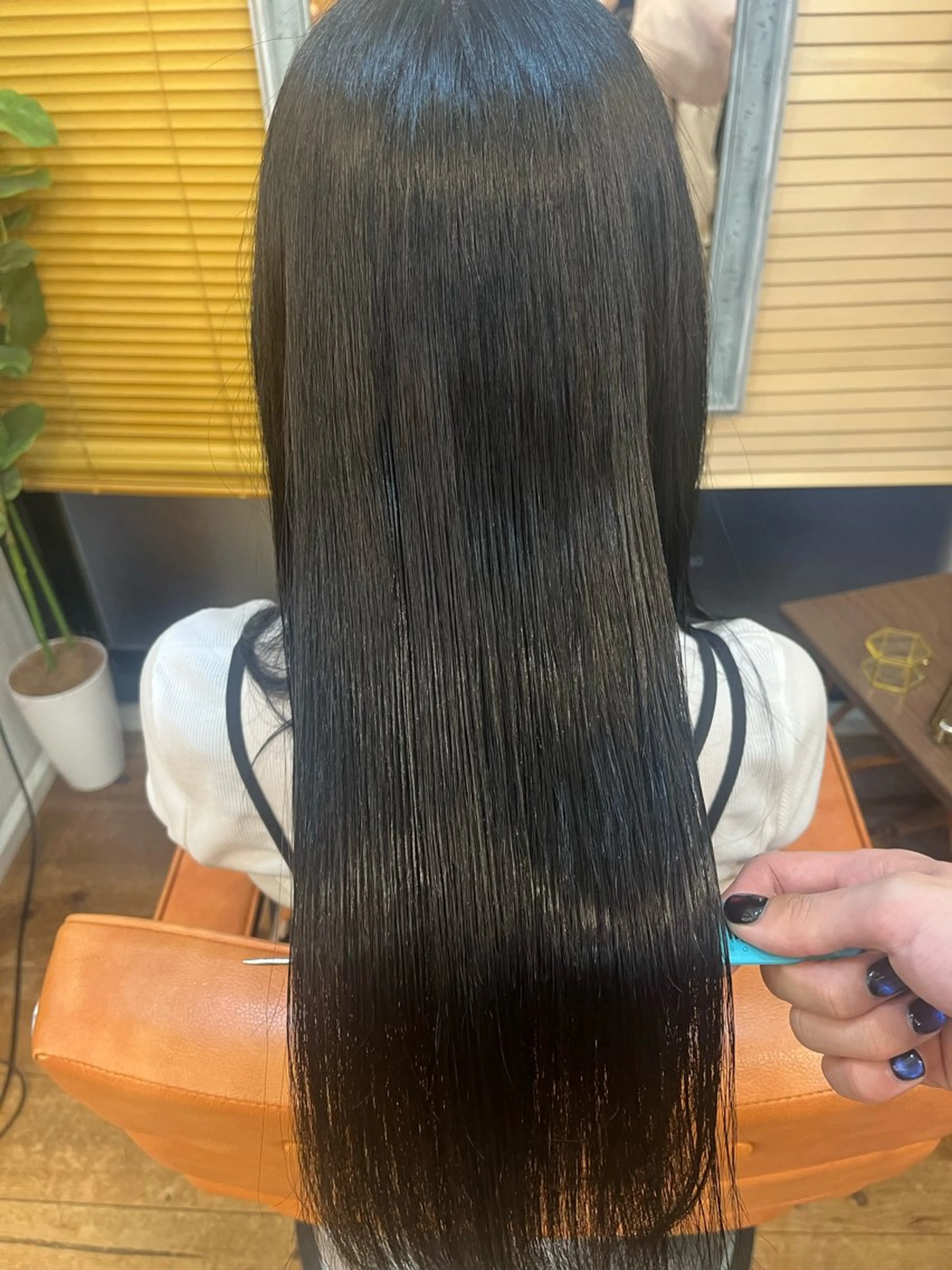 ロング ⚪️髪質改善 縮毛 店長 コウ⚪️のヘアスタイル