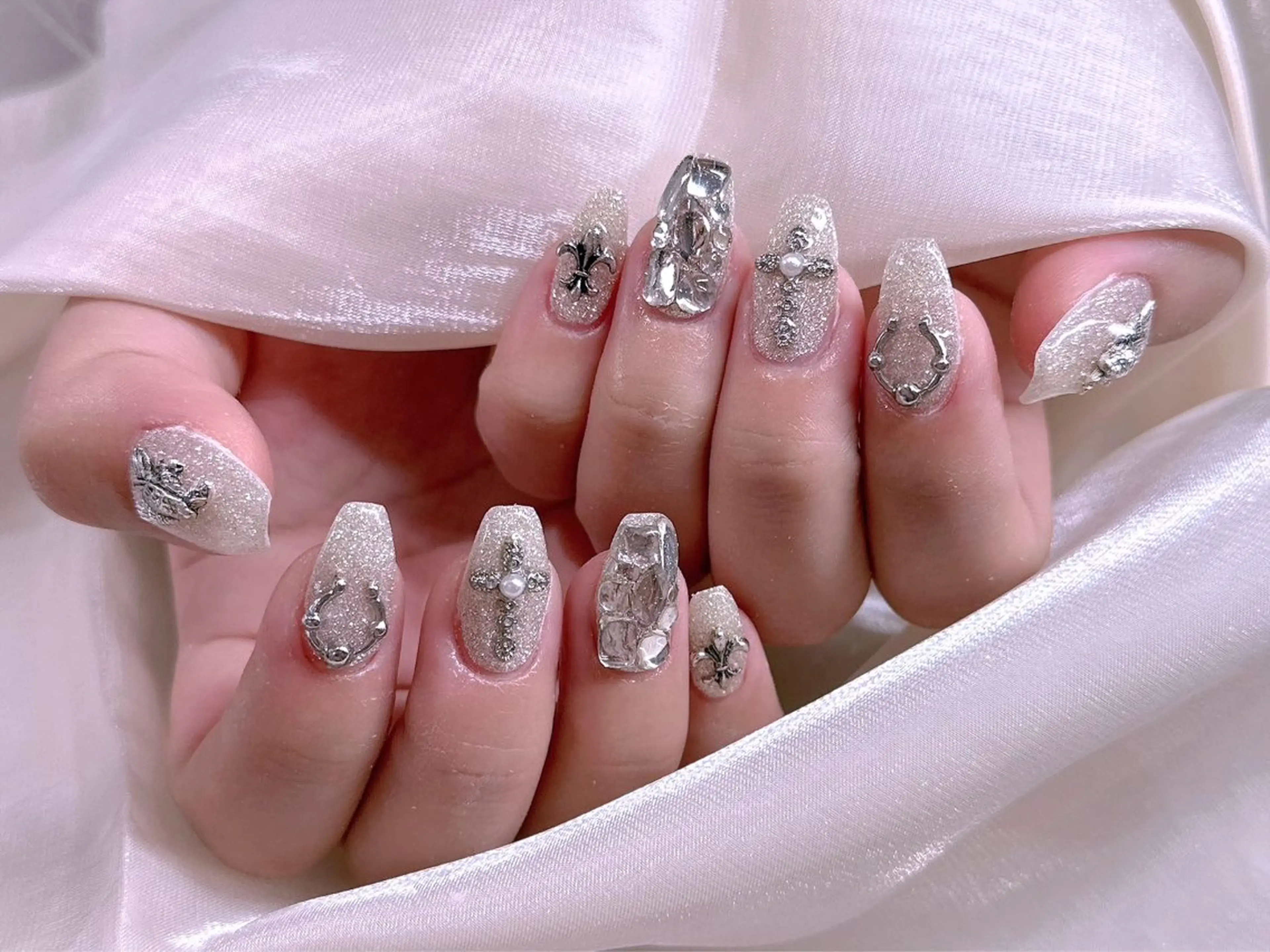 ネイル ハンドネイル リン リンのネイルデザイン