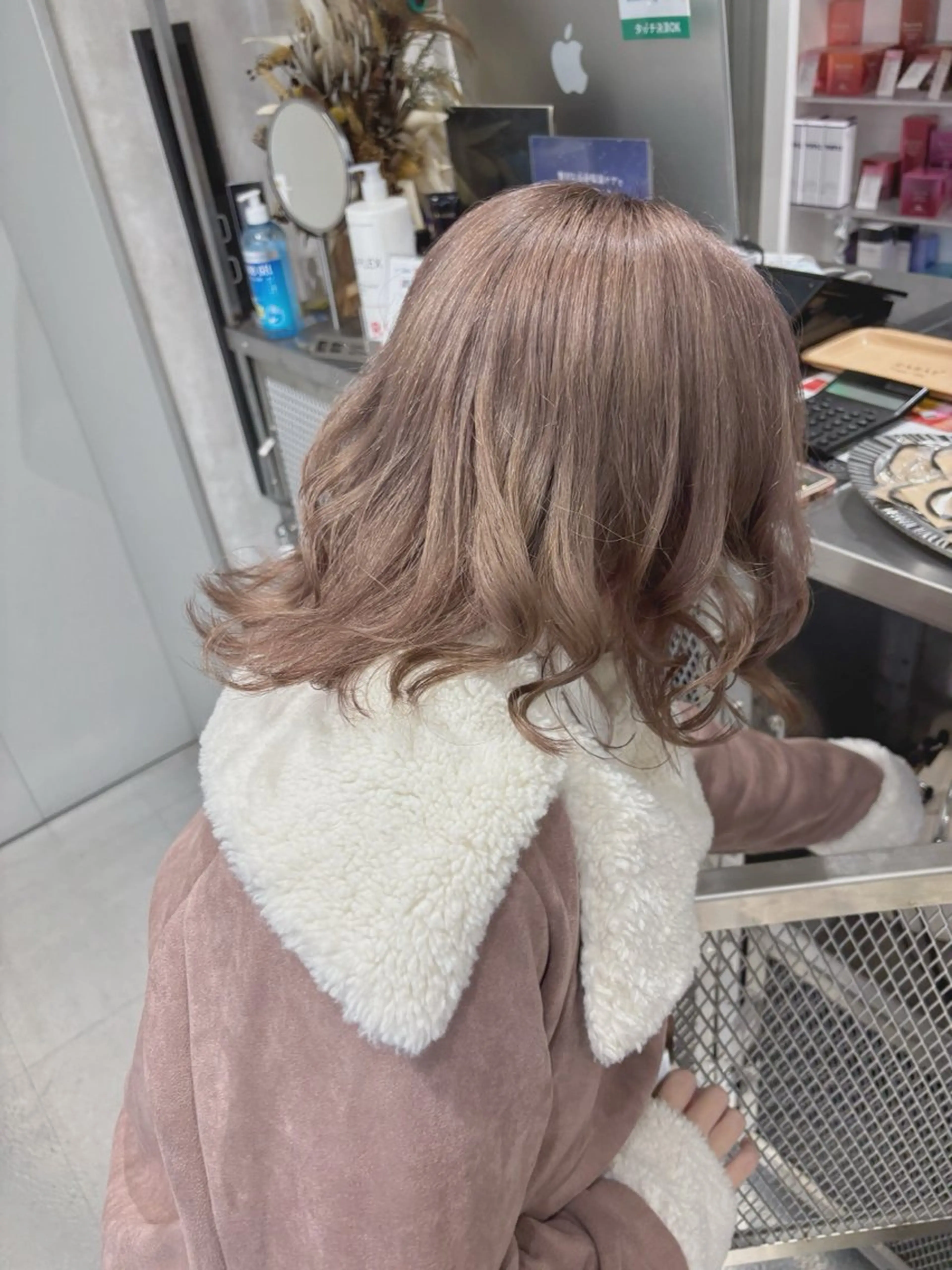 ミディアム MoA cilue さつき（スタイリストのヘアスタイル