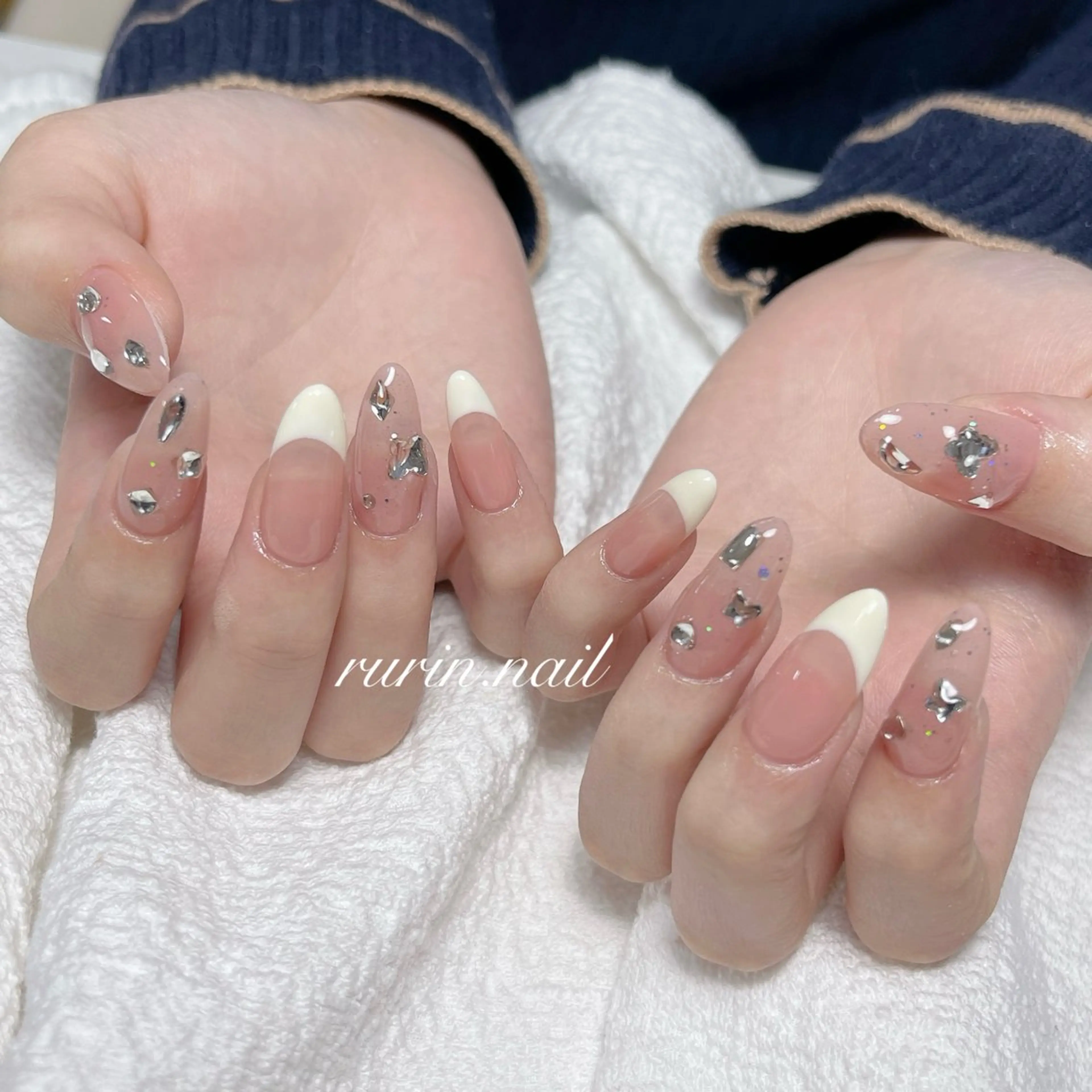 ネイル キラキラネイル ルリン サロン💅のネイルデザイン