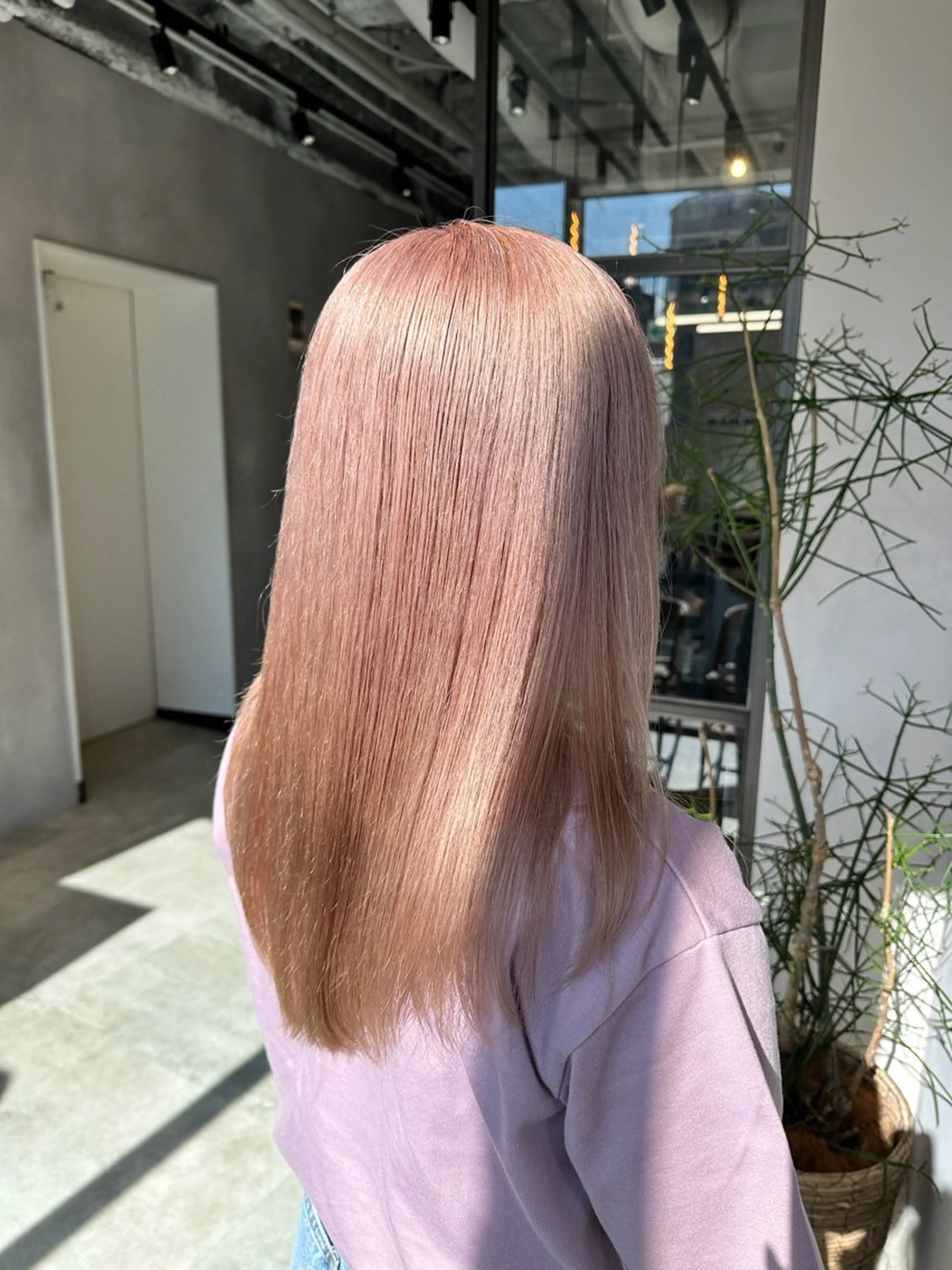 セミロング カラー 渋谷レイヤーカット/ 暖色艶カラー🩵高橋のヘアスタイル