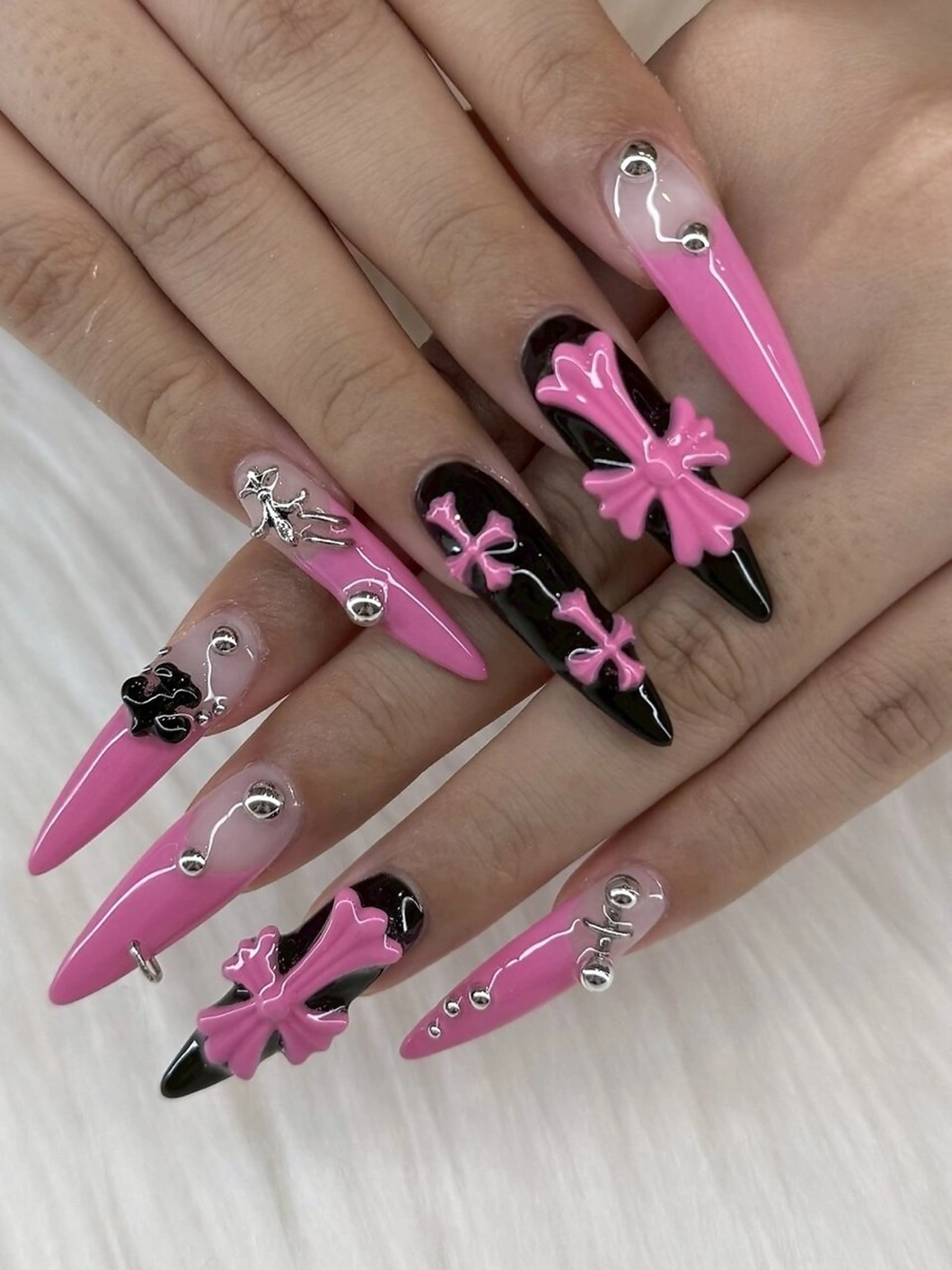 ロング ピンクドールハウス 宜野湾店のネイルデザイン