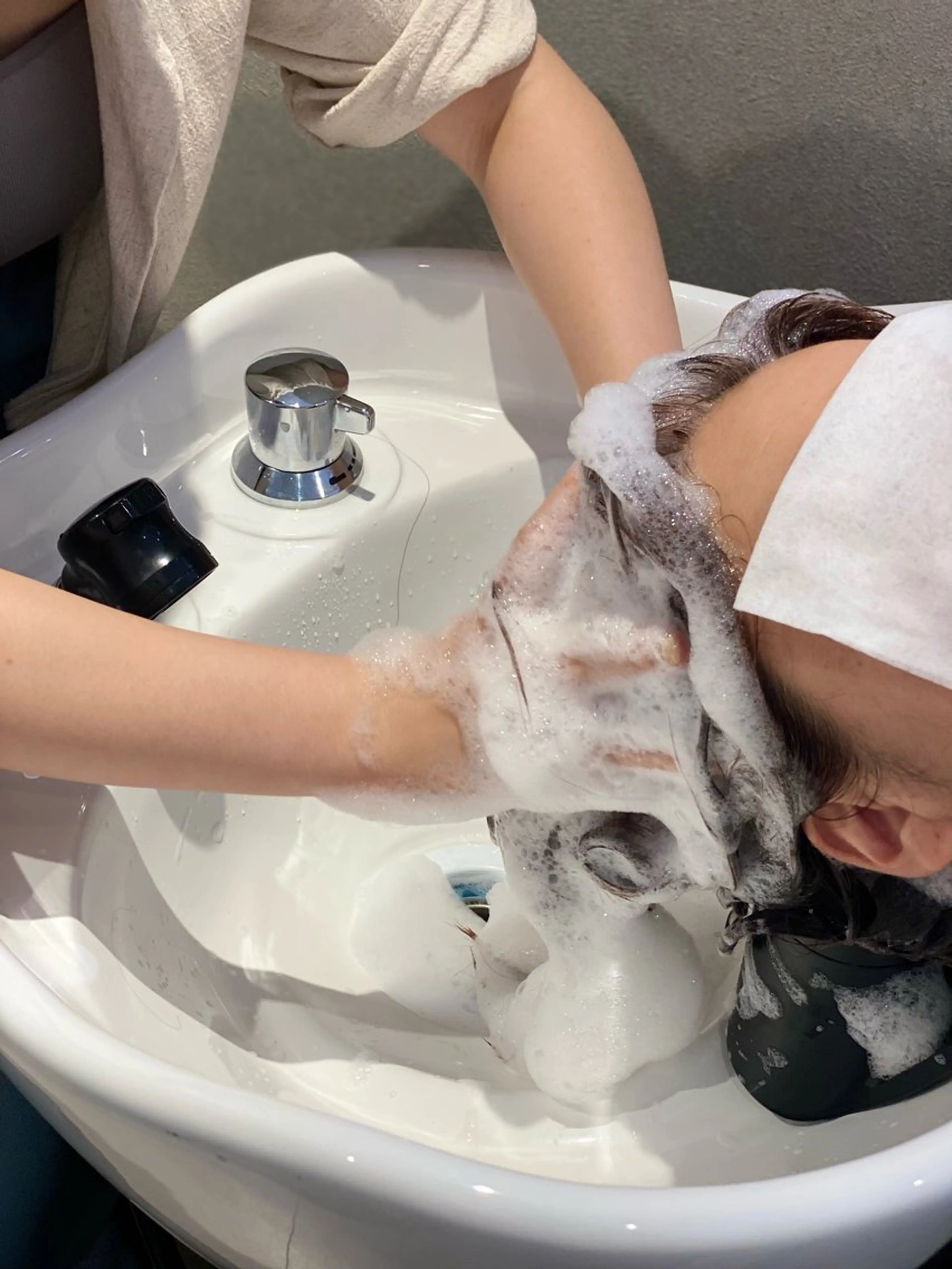 LOVEST  井上 つぐみ/ 透明感のヘアスタイル