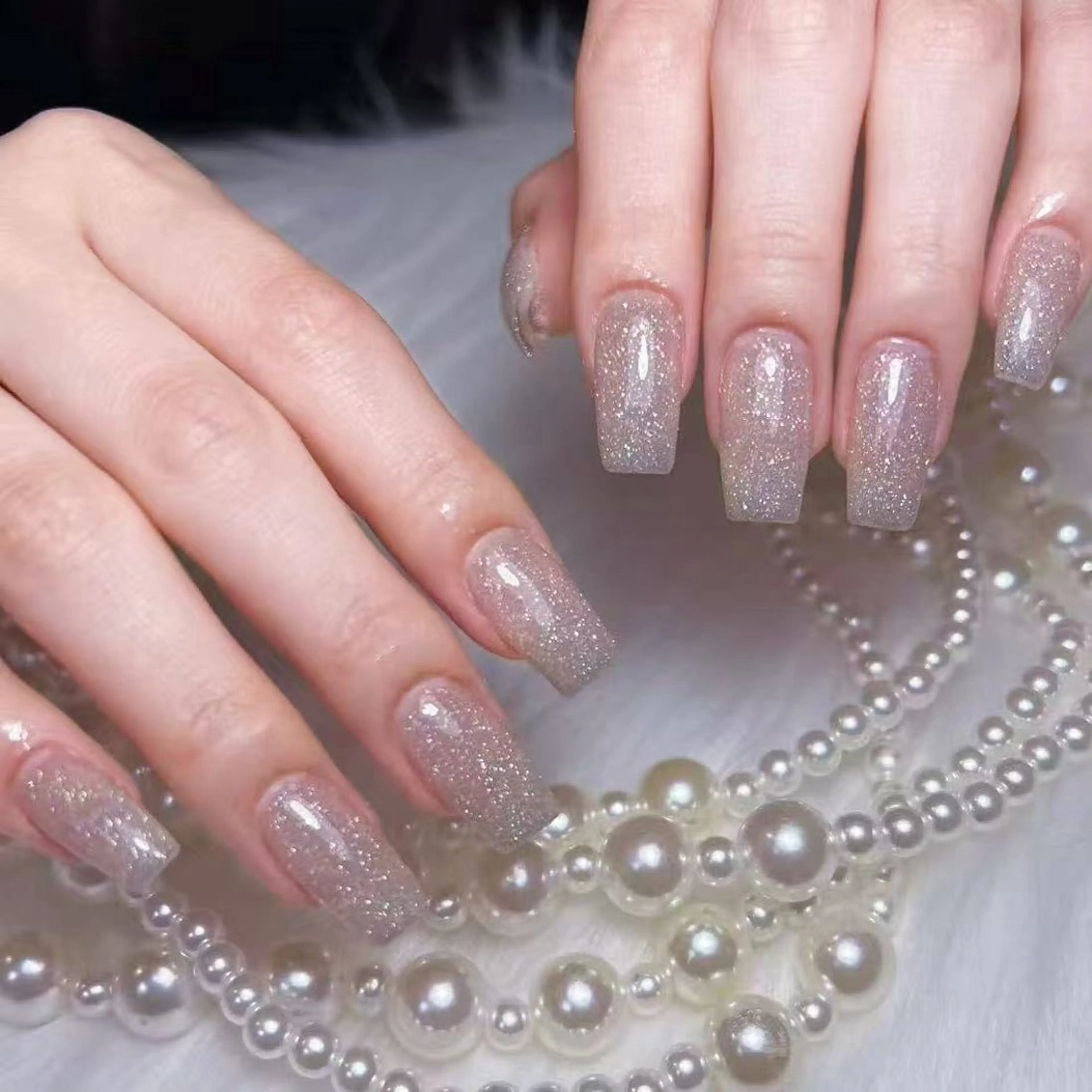 ネイル アートネイル オーロラネイル フラッシュネイル ガーリー キラキラネイル ハンドネイル DIAMOND NAILMANAMIのネイルデザイン