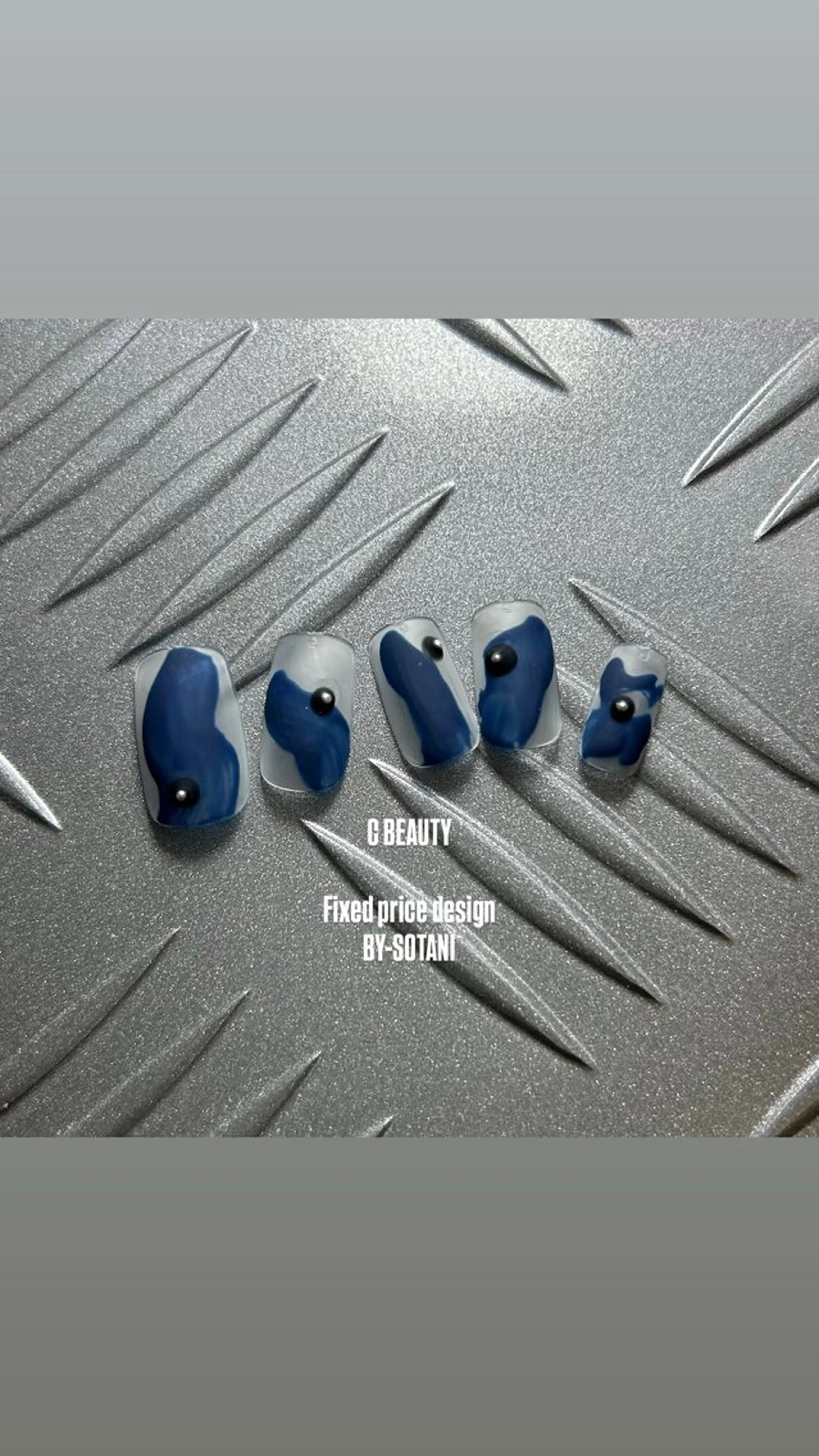 ネイル シンプルネイル C BEAUTY／ KAEDEのネイルデザイン