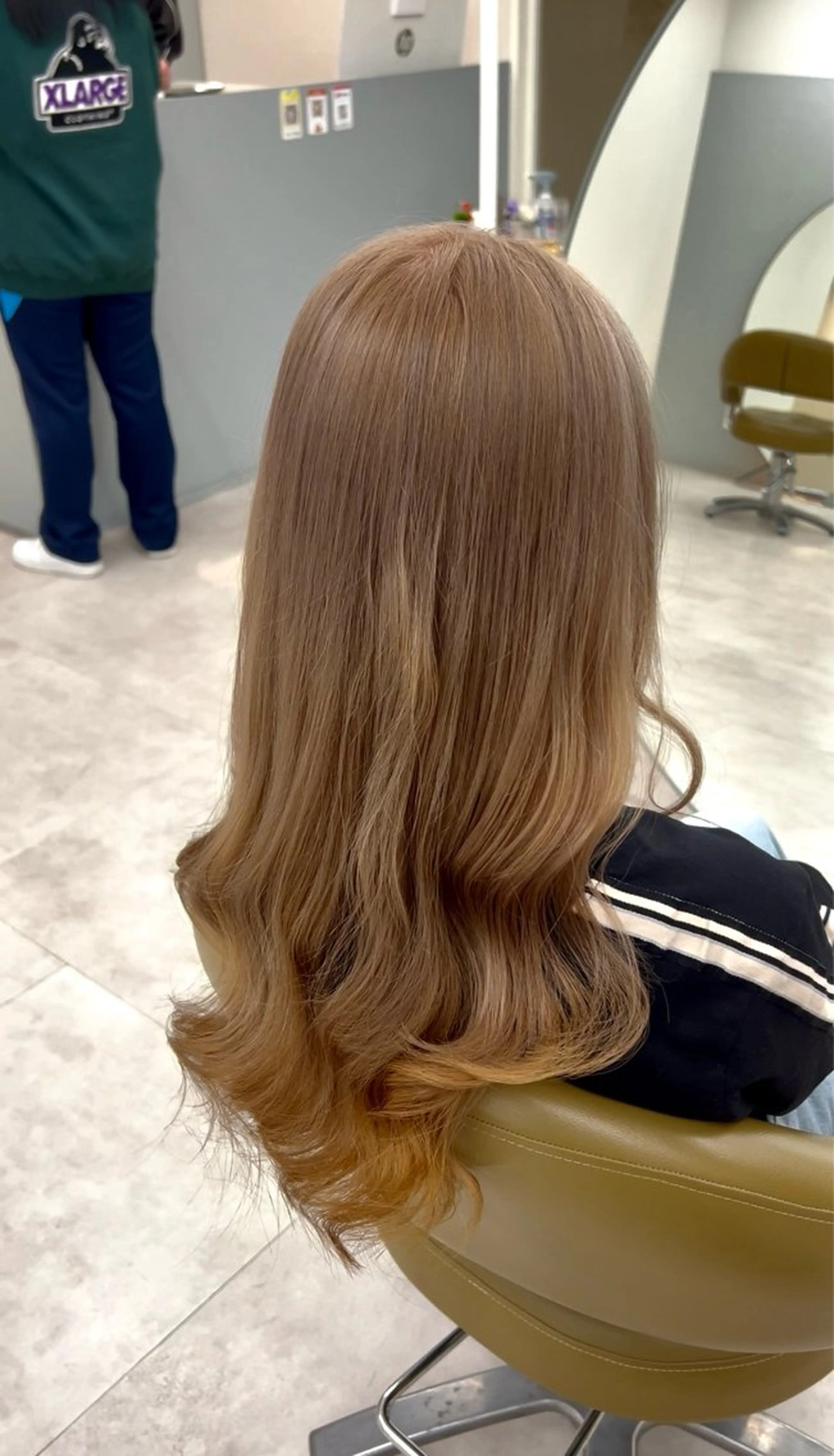 ロング カラー ブリーチ ブラウンカラー ヘアカラー 🦋ブリーチカラー ×ベージュ🦋まなかのヘアスタイル