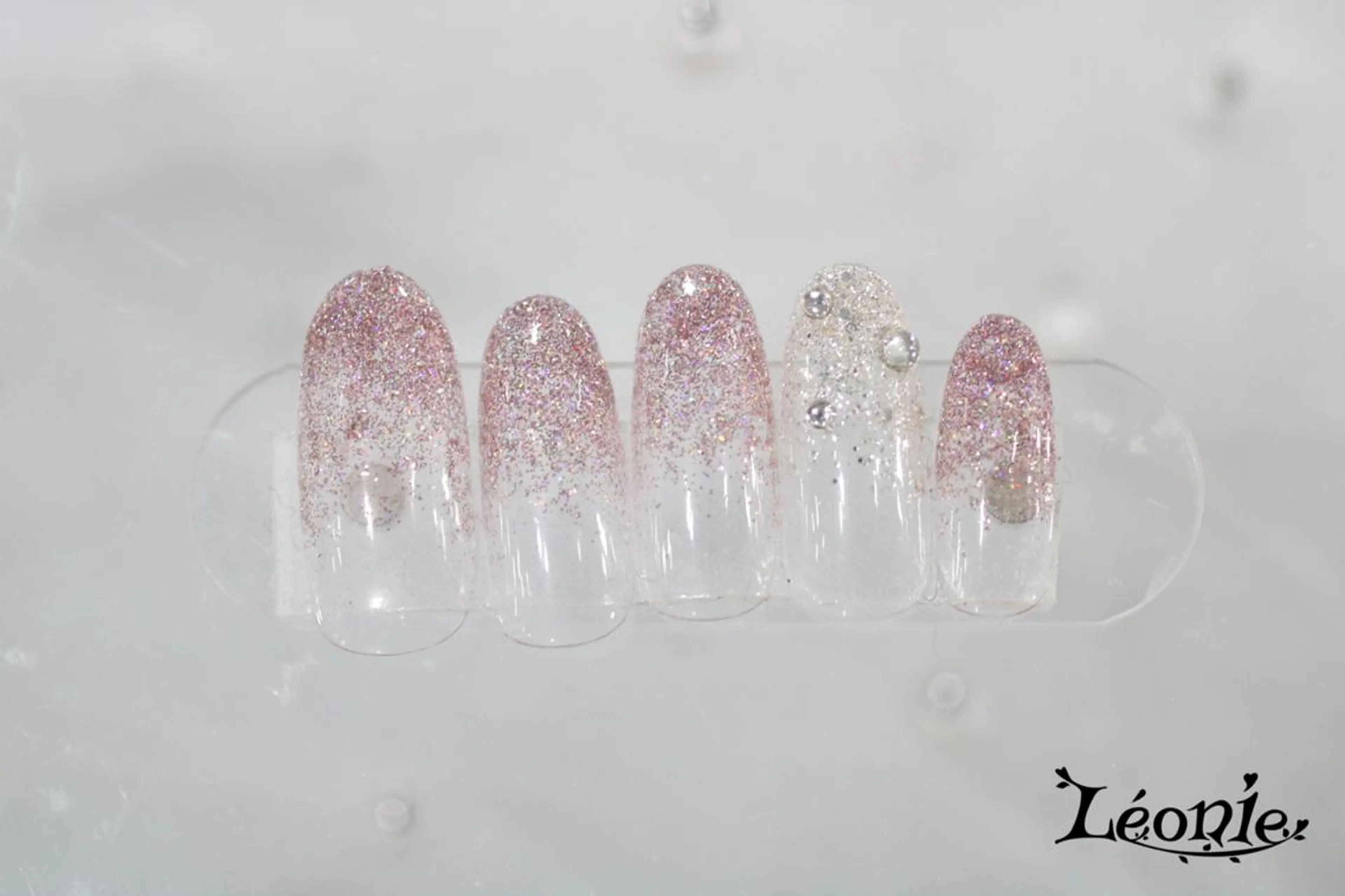 ネイル ハンドネイル Leonie Ayami.mのネイルデザイン