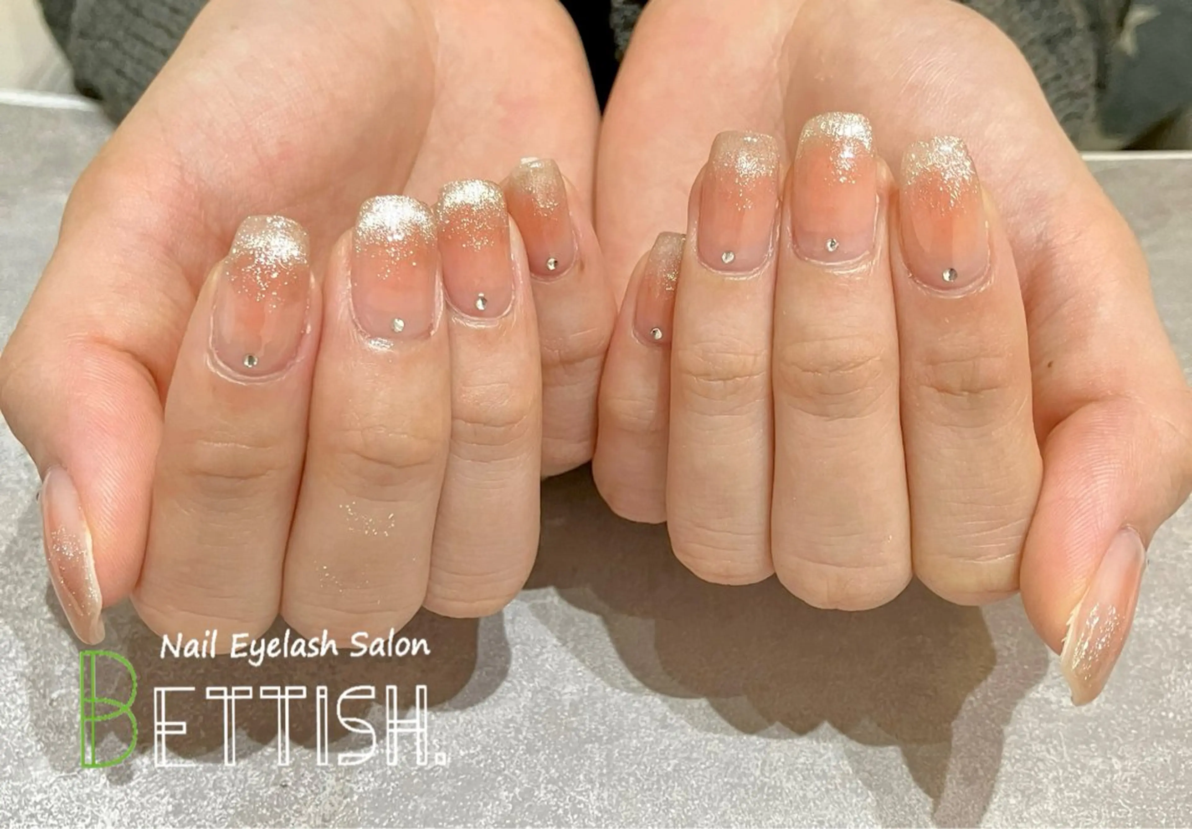 ネイル チークネイル フレンチネイル マグネットネイル マグネットフレンチ 持ち込み ハンドネイル BETTISH. KUMIKO☺︎︎のネイルデザイン